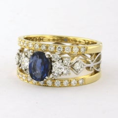 Ring mit Saphir und Diamanten im Brillantschliff bis zu 0,75 Karat, 18 Karat Gold, 7,1 Gramm