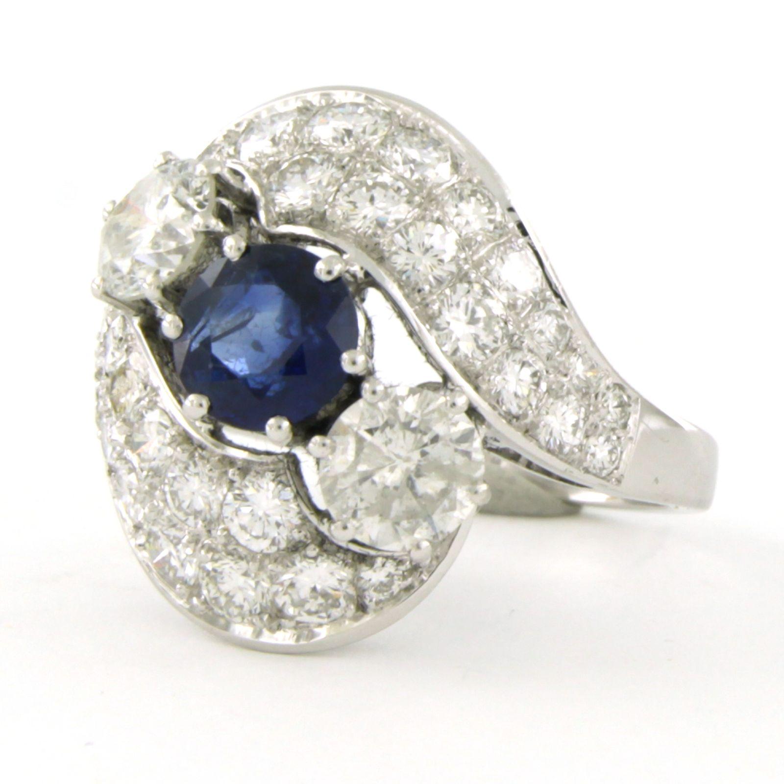 Ring mit Saphiren und Diamanten im Brillantschliff bis zu 2,80ct 18k Gold 10,8 Gramm im Angebot 1