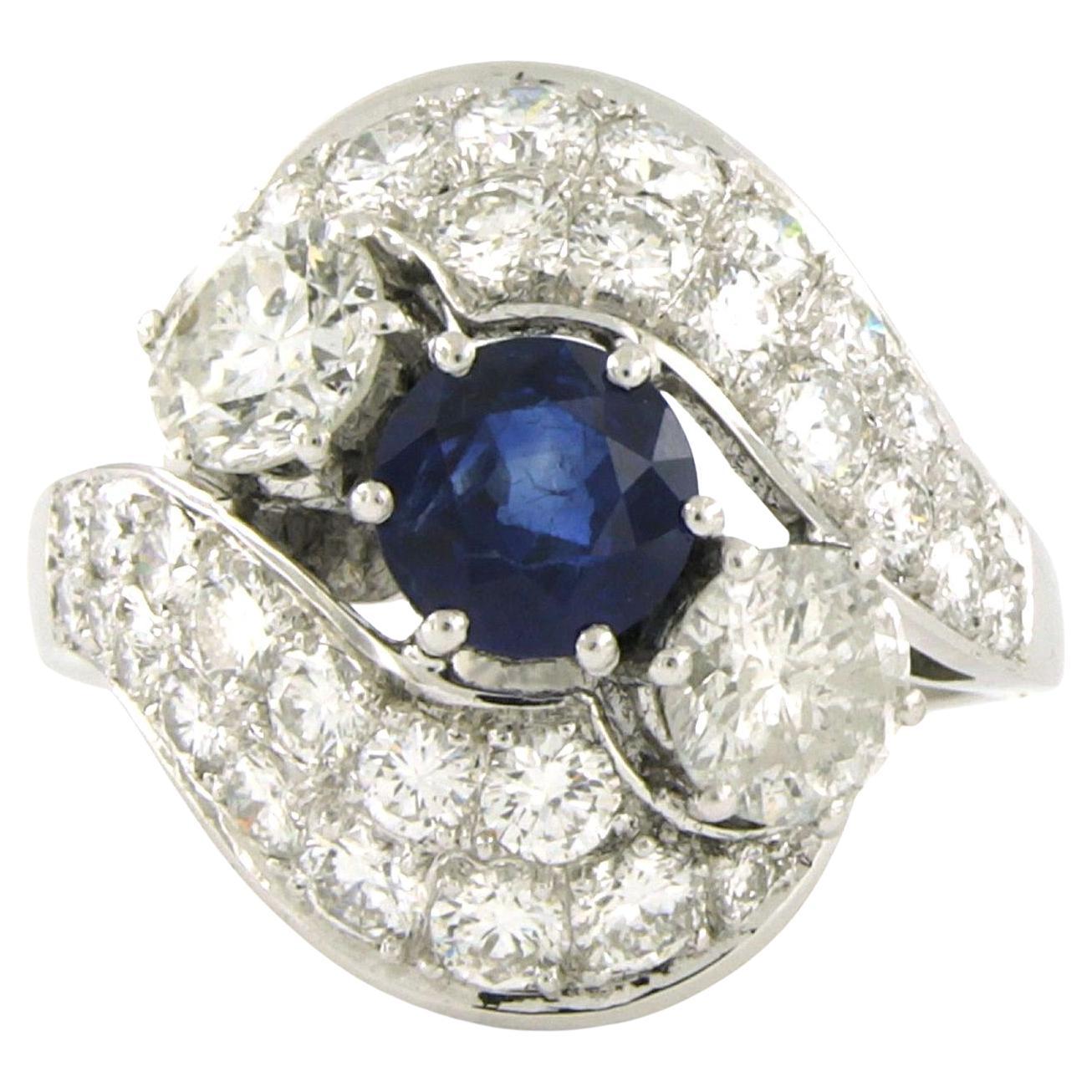 Ring mit Saphiren und Diamanten im Brillantschliff bis zu 2,80ct 18k Gold 10,8 Gramm