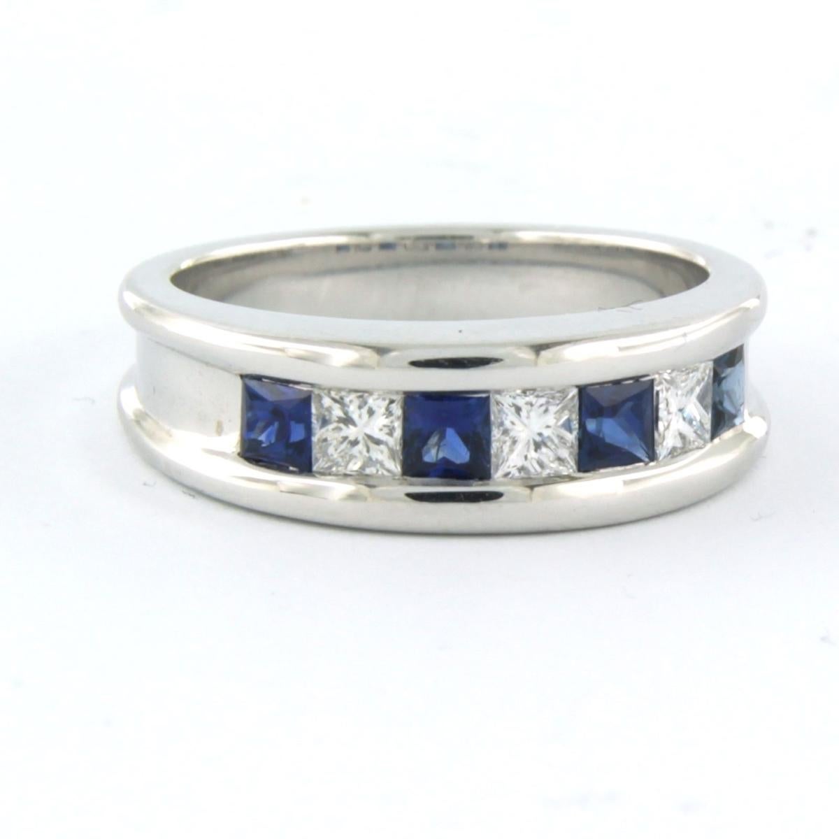 Modern Ring with Sapphire and diamond 18k white gold For Sale
