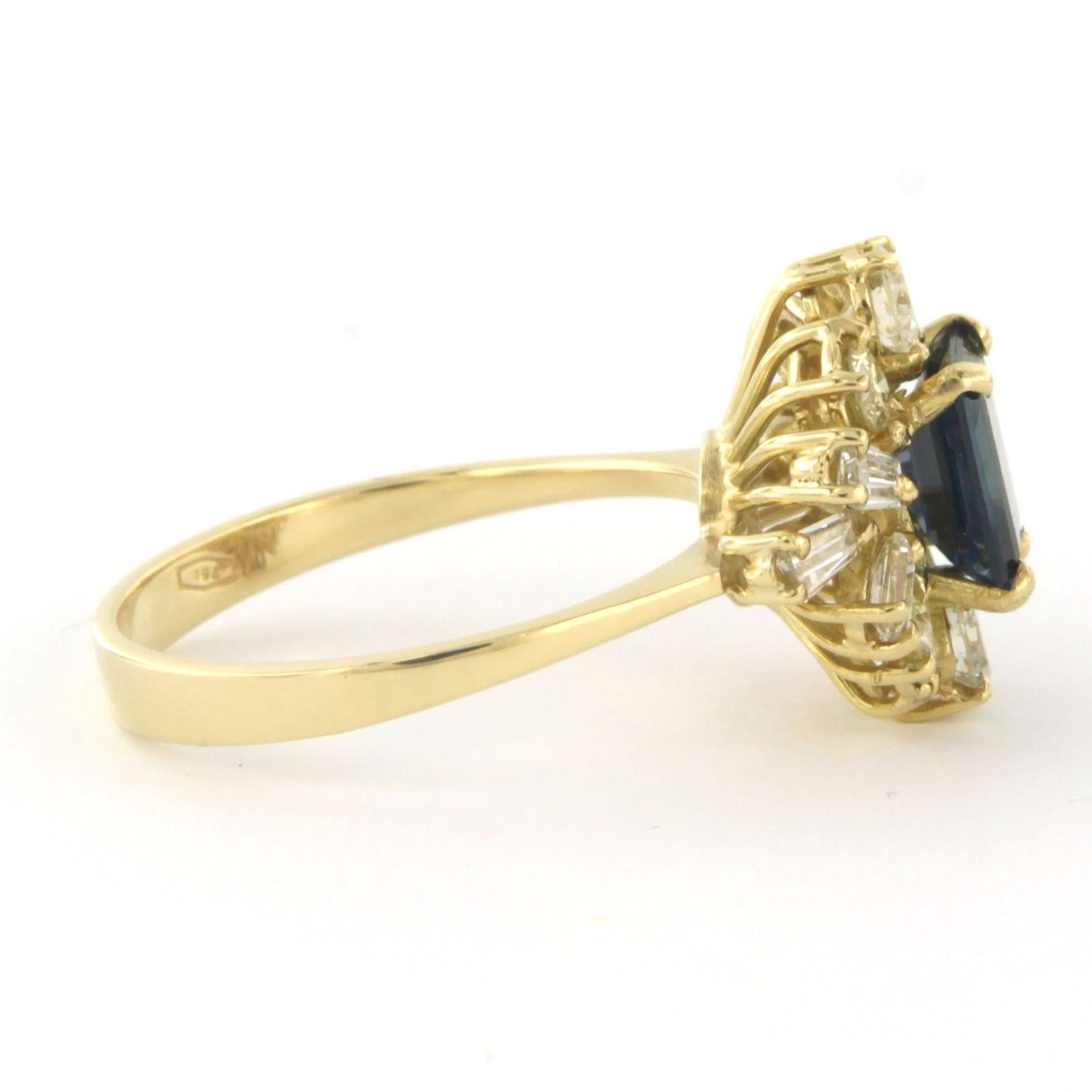 Ring with sapphire and diamond 18k yellow gold For Sale 1