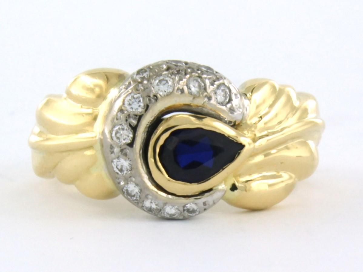 18k bicolor gold ring set with sapphire to. 0.50ct and brilliant cut diamonds up to. 0.19ct - F/G - VS/SI - ring size U.S. 6.5 - EU. 17 (53)

Detailed description

the top of the ring is 1.1 cm wide

weight 6.2 grams

ring size US 6.5 - EU. 17 (53),