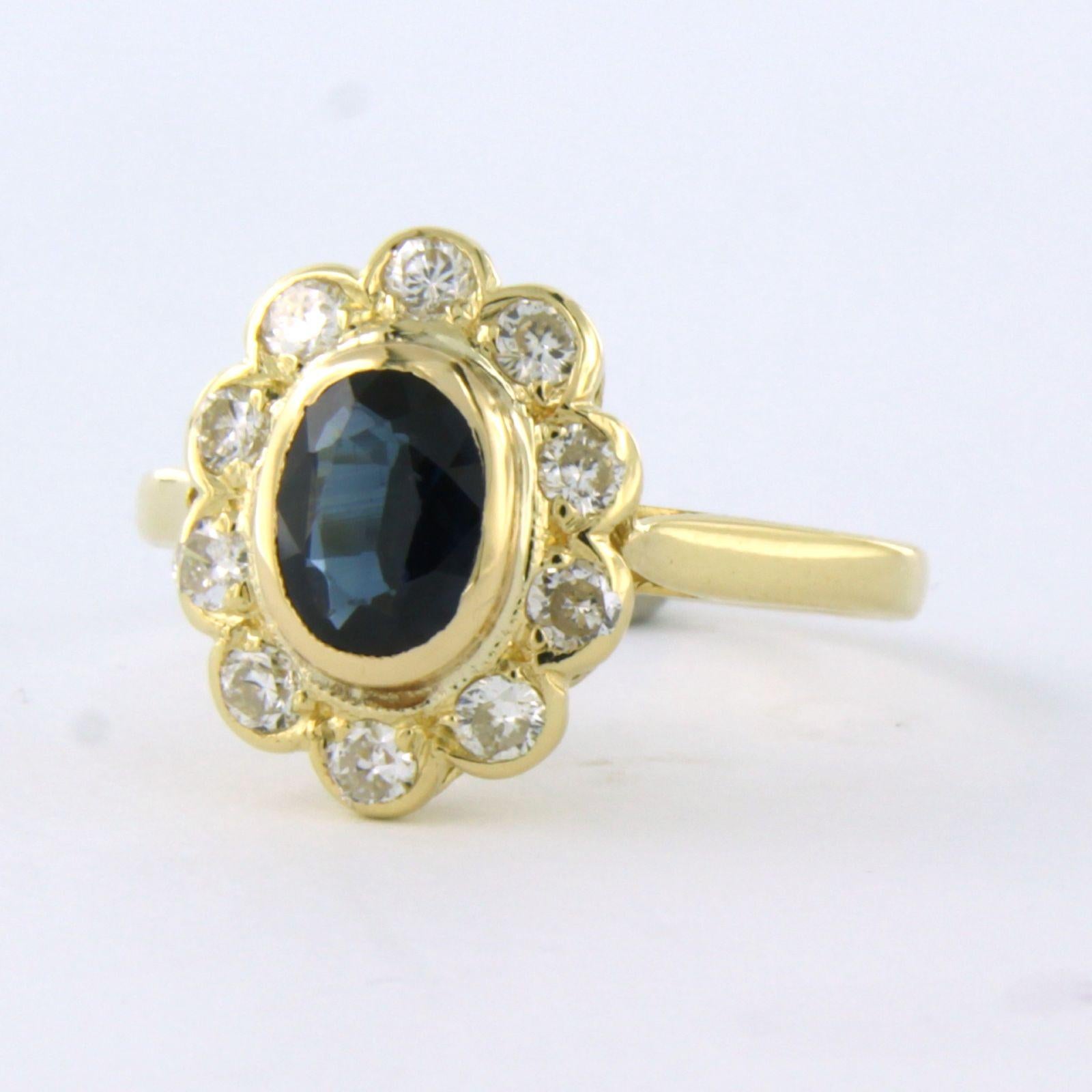 Ring mit Saphir und Diamanten aus 18 Karat Gelbgold (Brillantschliff) im Angebot