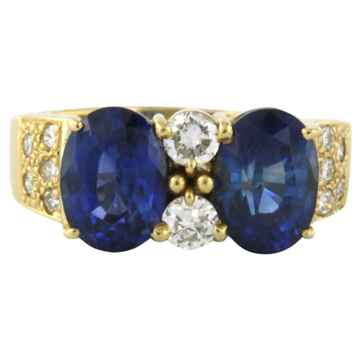 Ring with sapphire and diamonds 18k yellow gold For Sale