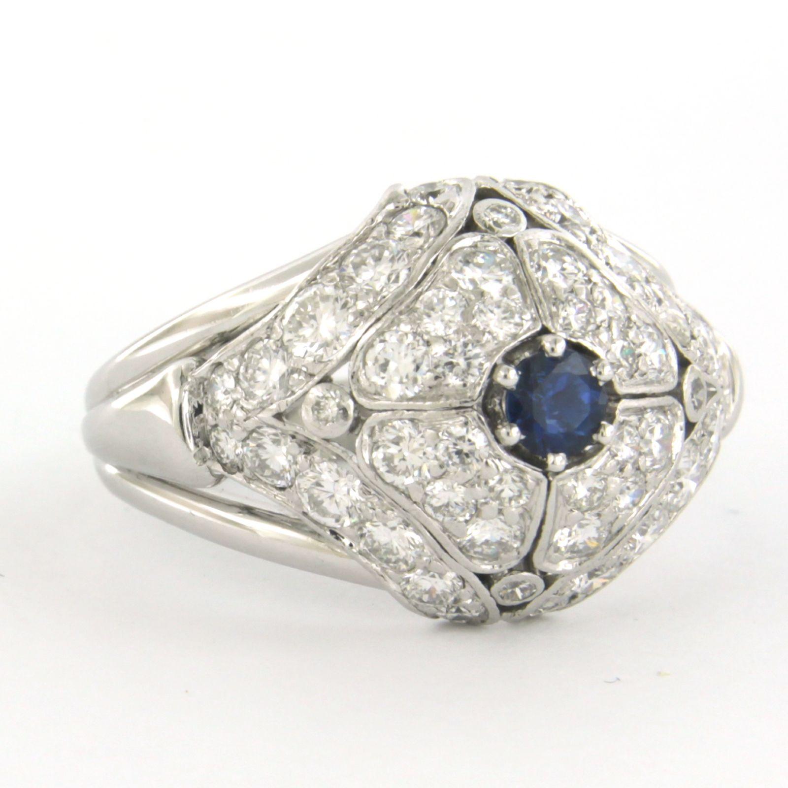 Modern Ring with sapphire and diamonds up to 2.00ct 14k white gold For Sale