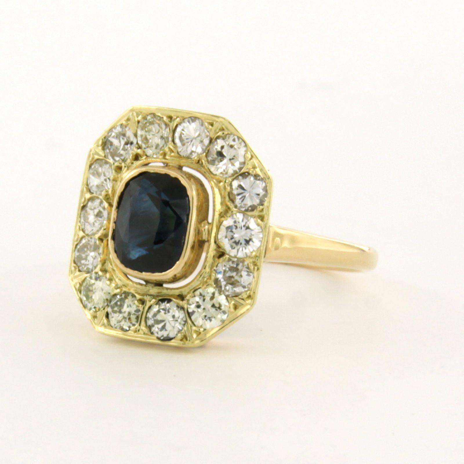 Ring with sapphire and old European cut diamonds up to 1.00ct 14k yellow gold In Excellent Condition For Sale In The Hague, ZH