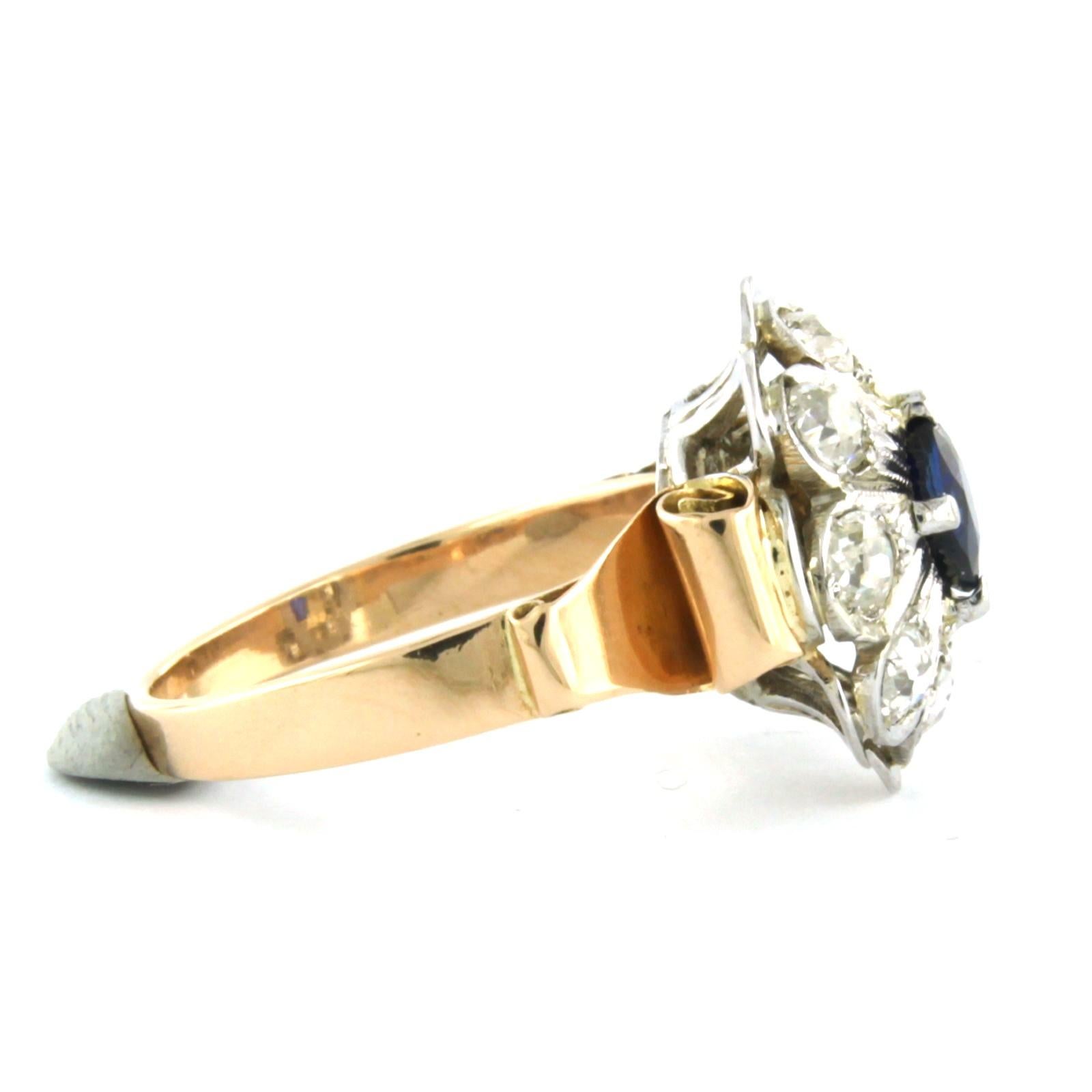 Early Victorian Ring with sapphire and old mine cut diamonds up to 1.45ct 18k bicolour gold For Sale