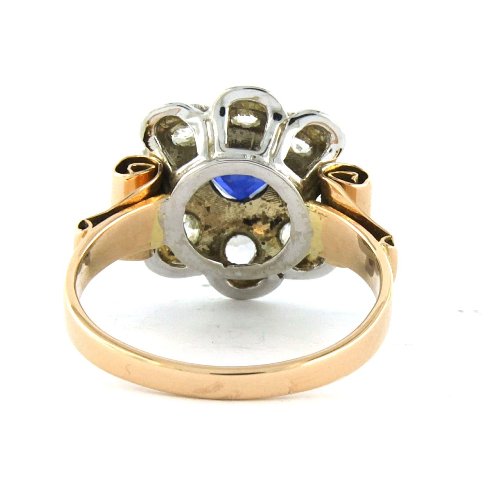 Old Mine Cut Ring with sapphire and old mine cut diamonds up to 1.45ct 18k bicolour gold For Sale