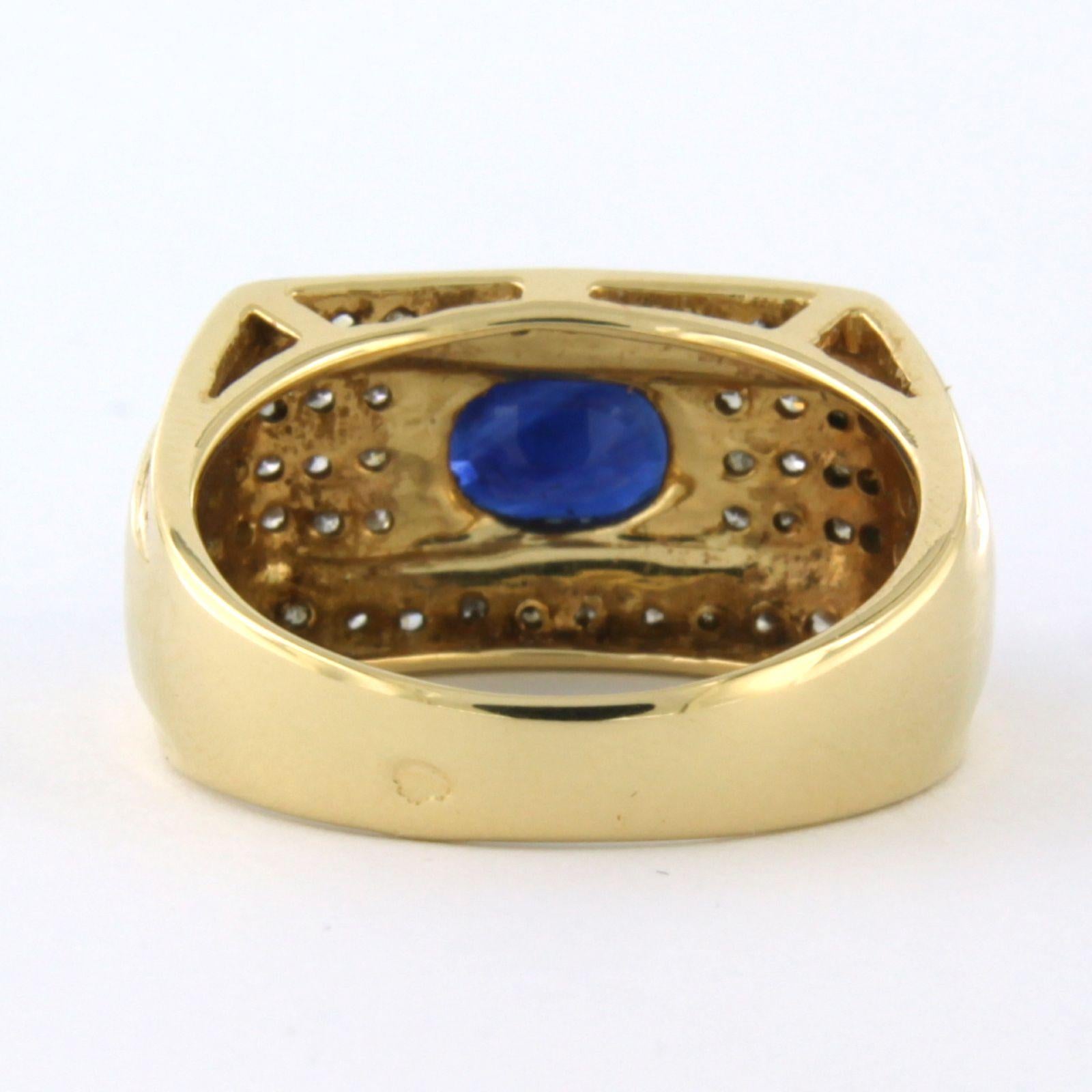 Single Cut Ring with sapphire and single cut diamonds up to 0.25ct 18k bicolour gold For Sale