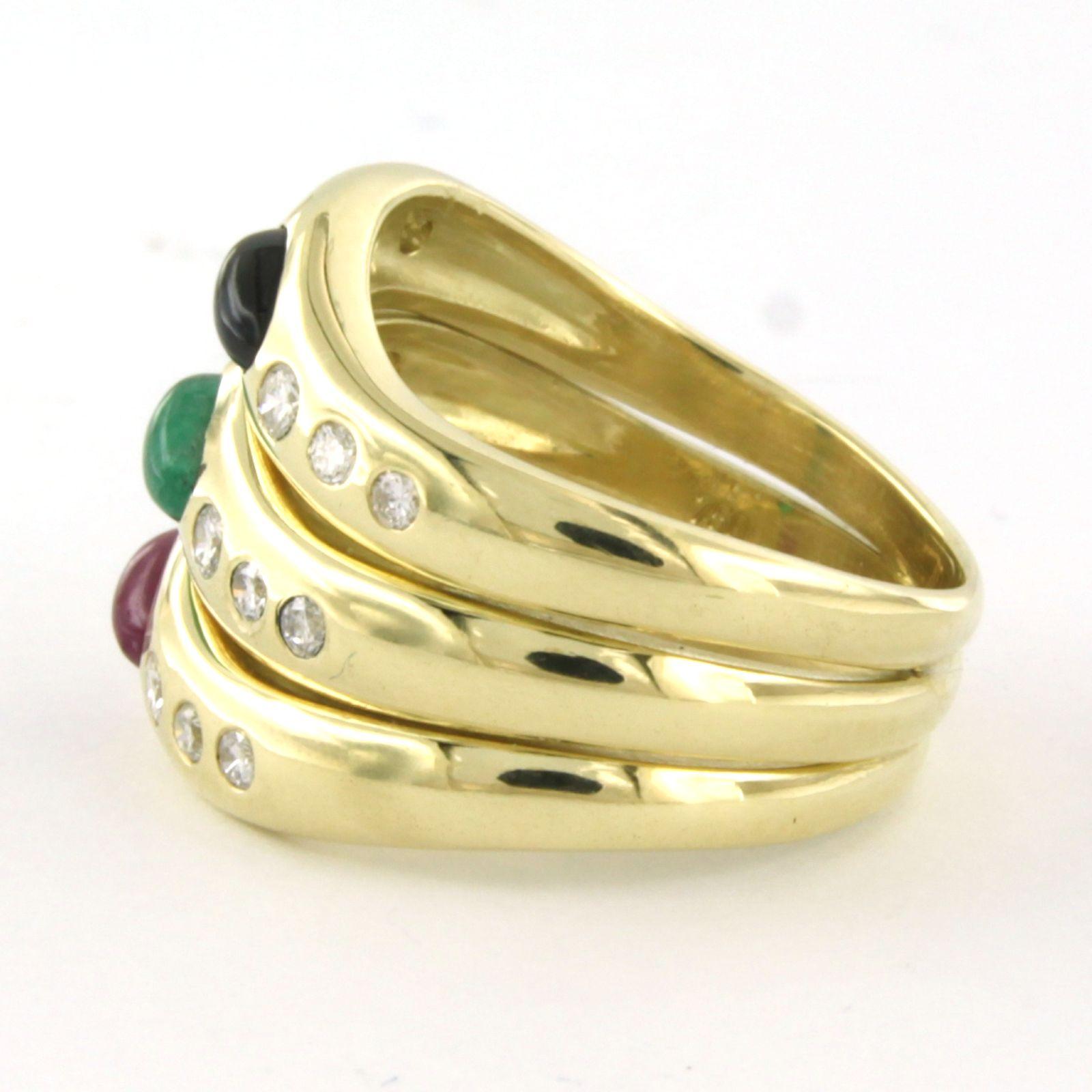 Taille brillant Ring with sapphire, ruby, emerald and brilliant cut diamonds 18k yellow gold en vente