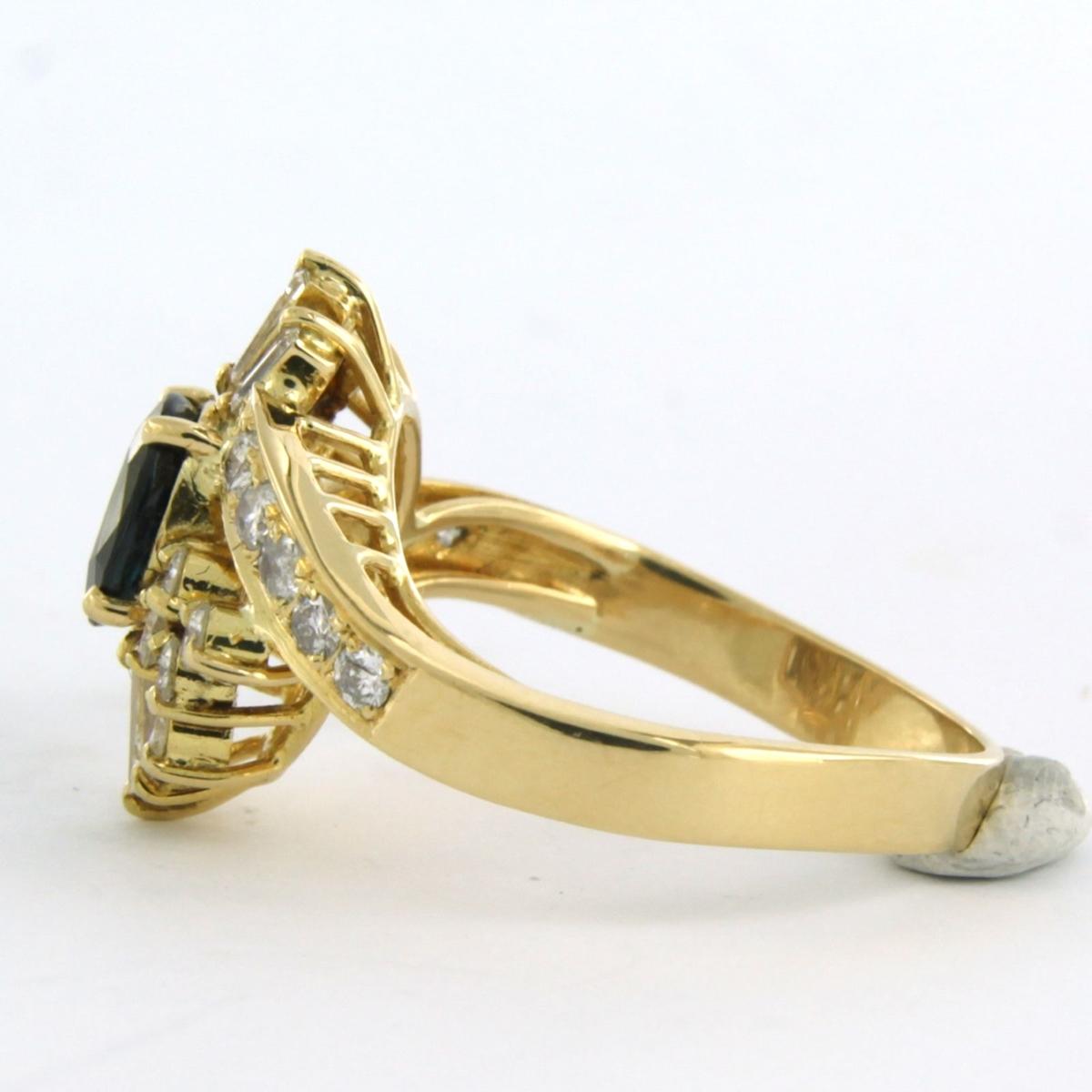 Bague avec saphir, diamants taillés en pointe et en brillant jusqu'à 0,75ct Or 18k en vente 1