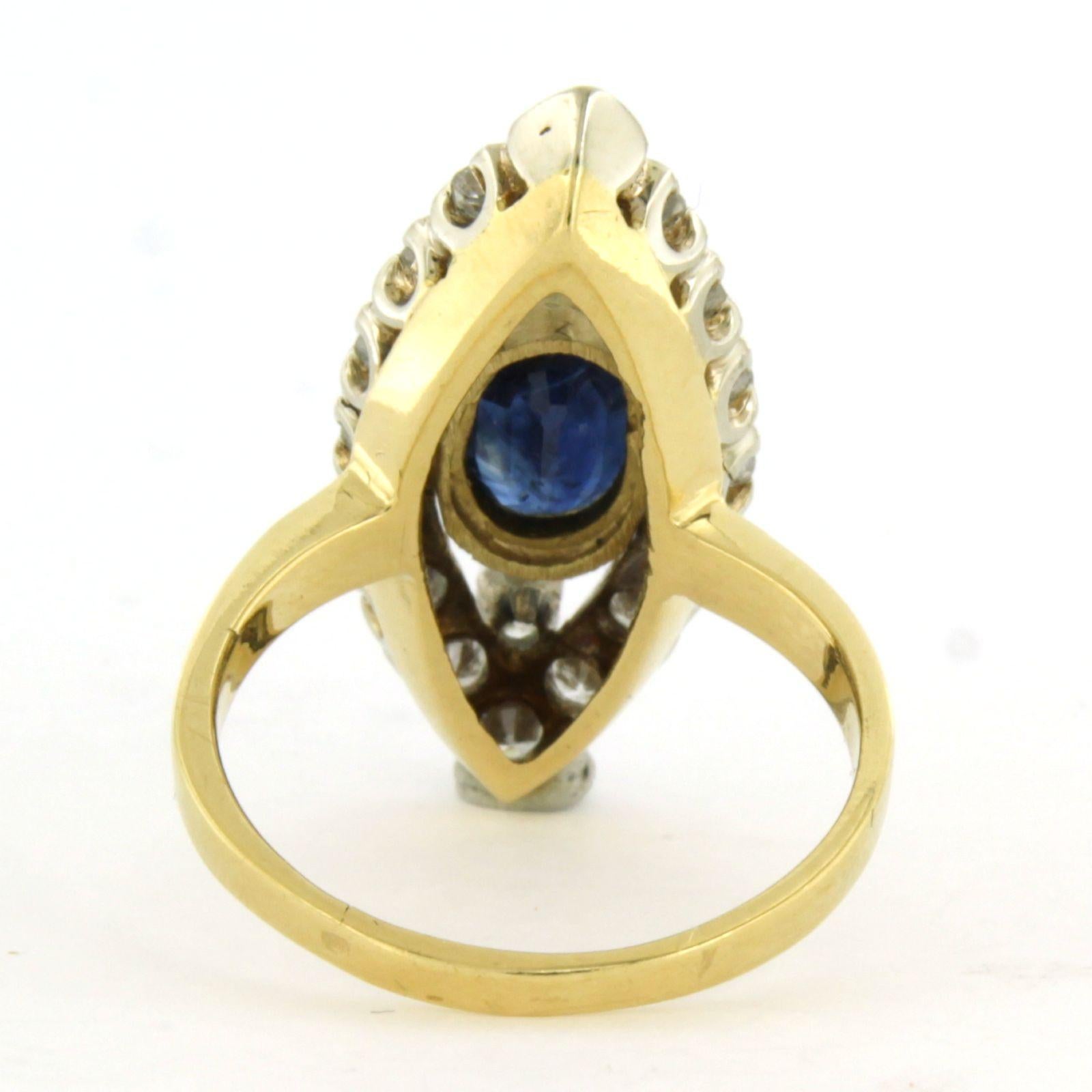 Anello in oro bicolore 18k con zaffiro fino a 1,30 carati e diamanti taglio brillante fino a 1,30 carati - G/H - VS/SI - misura US 8,5 - EU 18,5(58)

descrizione dettagliata:

La parte superiore dell'anello è larga 2.7 cm.

peso: 6,9 grammi

Misura