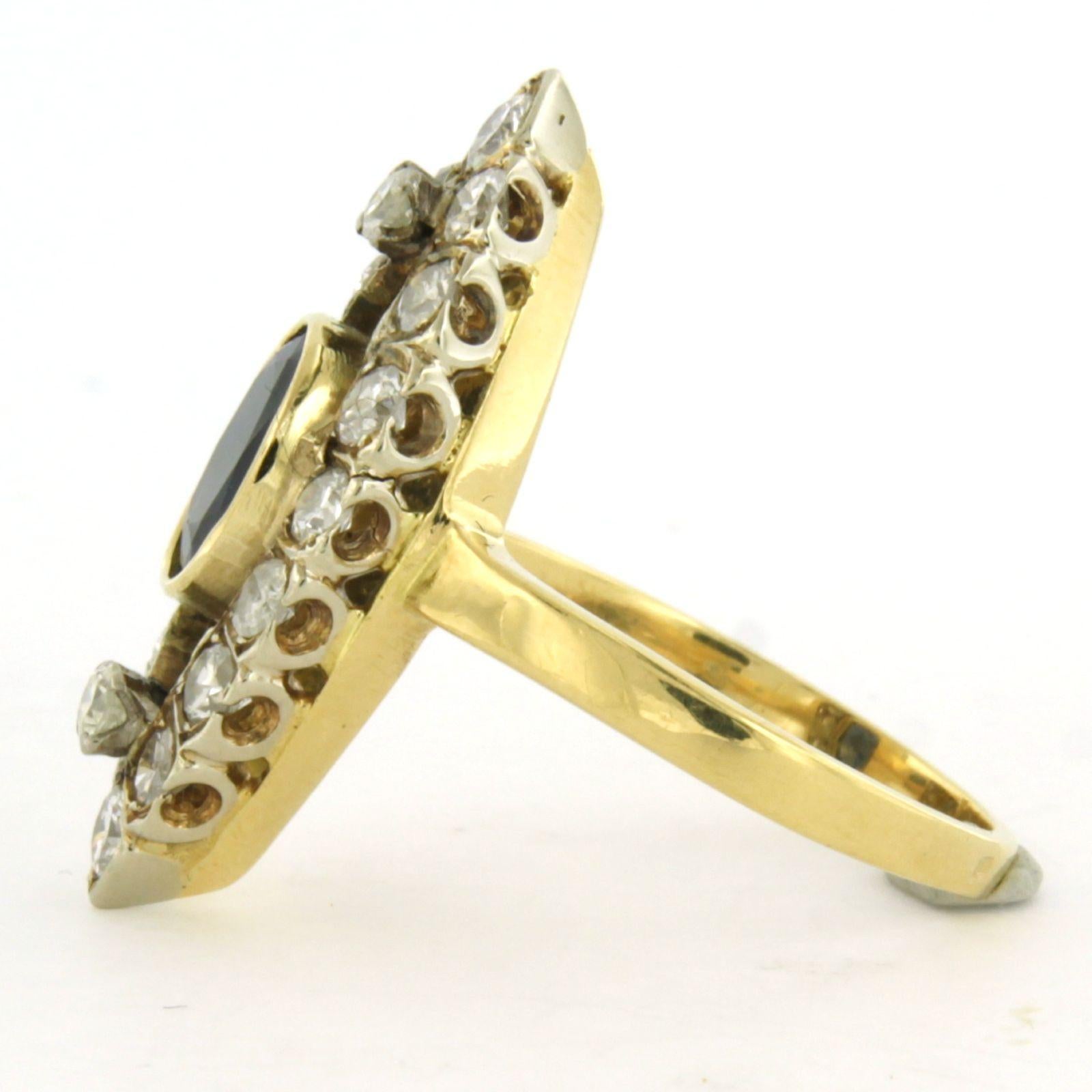 Donna Anello con zaffiro fino a 1,30ct e diamanti taglio brillante fino a 1,30ct in oro 18k in vendita
