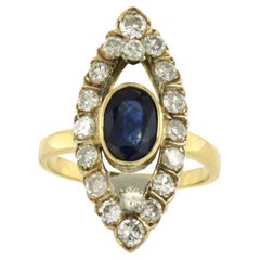 Anello con zaffiro fino a 1,30ct e diamanti taglio brillante fino a 1,30ct in oro 18k