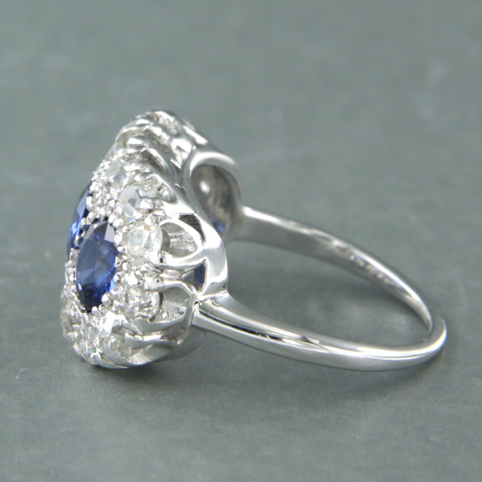 Bague avec saphir jusqu'à 1,95 carat et diamant taille ancienne jusqu'à 2,00 carats en or 14 carats Excellent état - En vente à The Hague, ZH