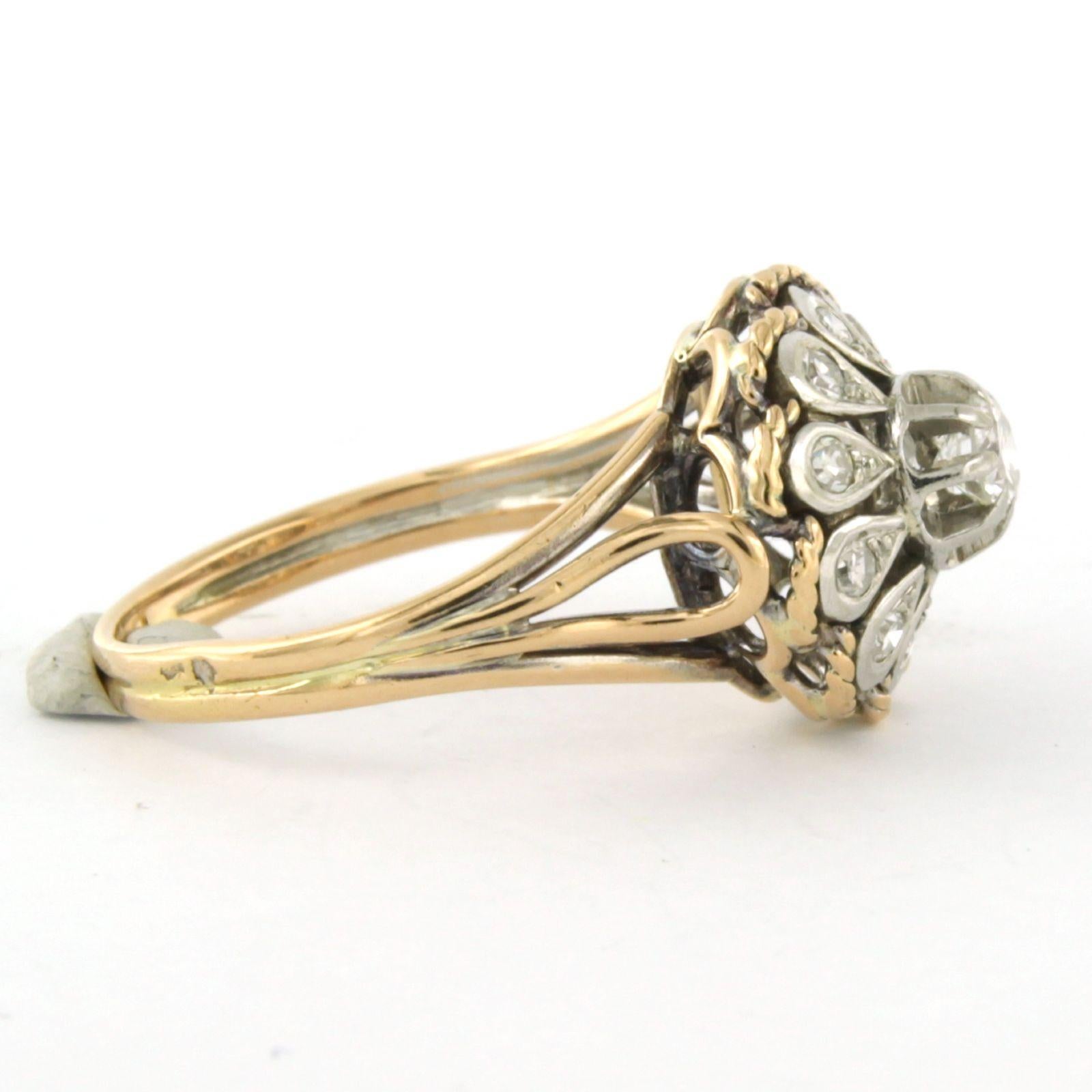 Ring mit einzelnen und Brillanten im Brillantschliff bis zu 0,35 Karat 18k zweifarbigem Gold Damen im Angebot
