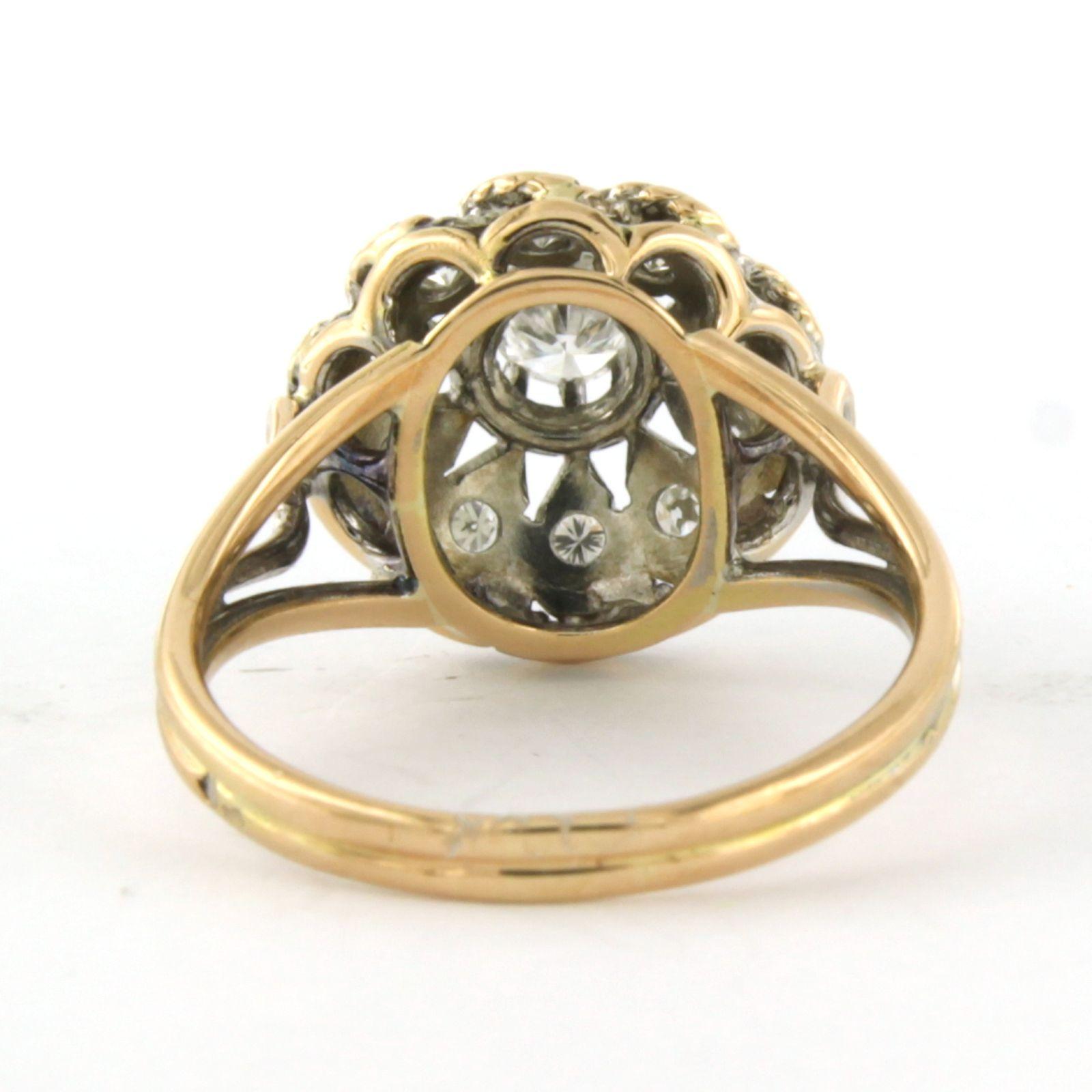 Ring mit einzelnen und Brillanten im Brillantschliff bis zu 0,35 Karat 18k zweifarbigem Gold im Angebot 1