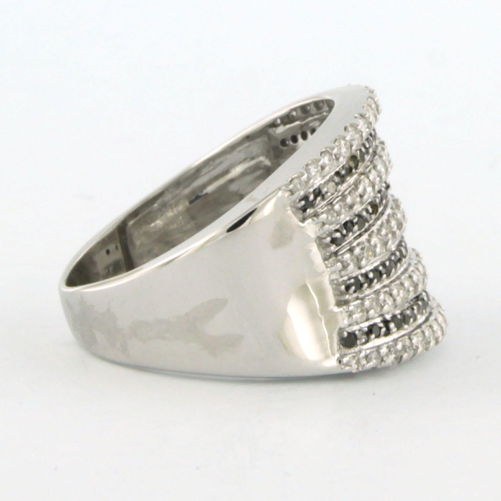 Donna Ring with single cut black and brilliant cut white diamonds up to 1.50ct 14kgold in vendita