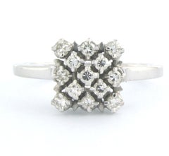 Ring with single cut diamonds up to 0.30ct 18k gold 4.5 grams