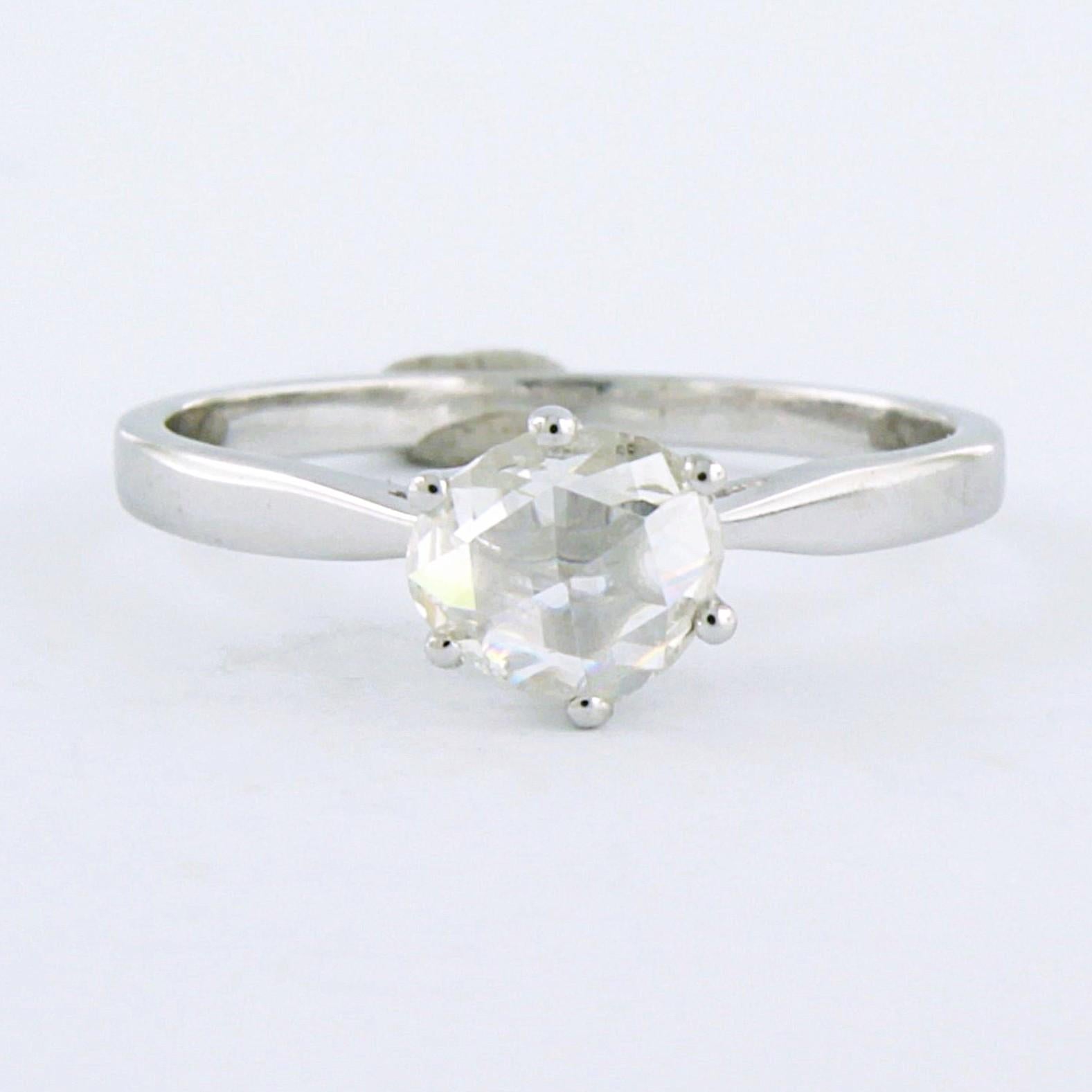 Solitärring aus 14 Karat Gold mit Diamanten im Rosenschliff von bis zu 0,60 Karat - H/I - SI - Ringgröße US 7.25 - EU 17.5(55)

Ausführliche Beschreibung

Die Oberseite des Rings ist 6,7 mm breit und 7,8 mm hoch.

Ringgröße US 7.25 - EU 17.5(55).