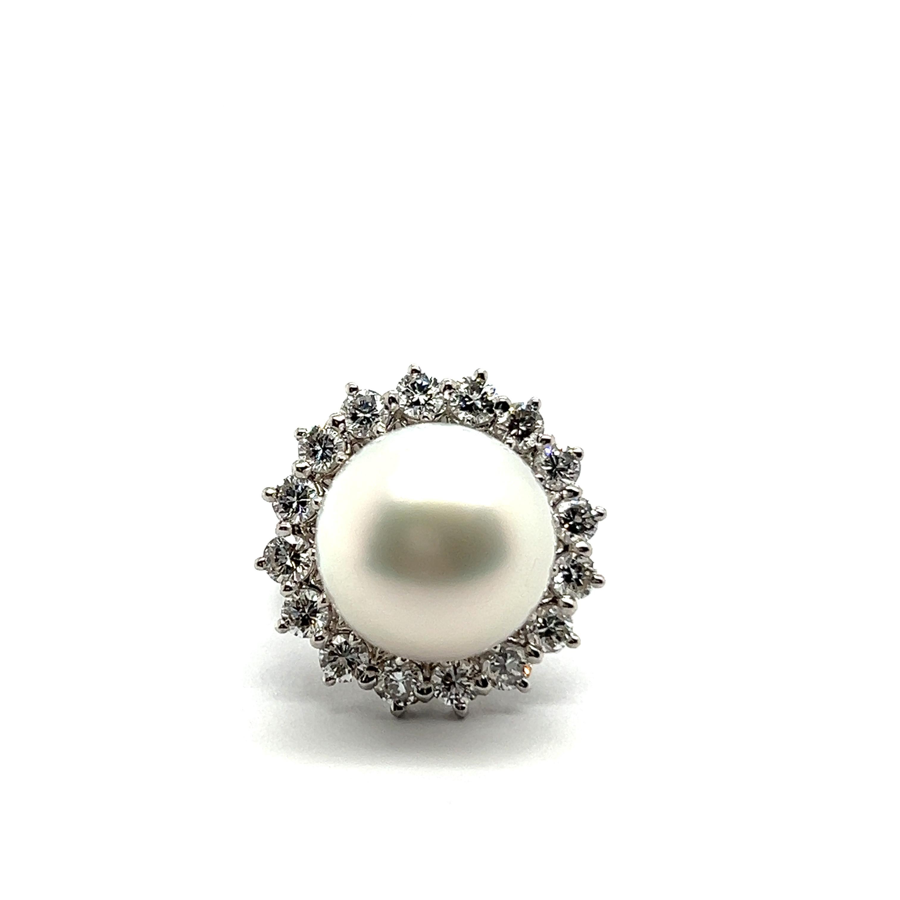 Ring with South Sea Cultural Pearl & Diamonds in 18 Karat White Gold For Sale 4
