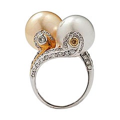 Ring with South Sea Pearls and Diamonds of 0.80 Carat, 18 Karat Gold
