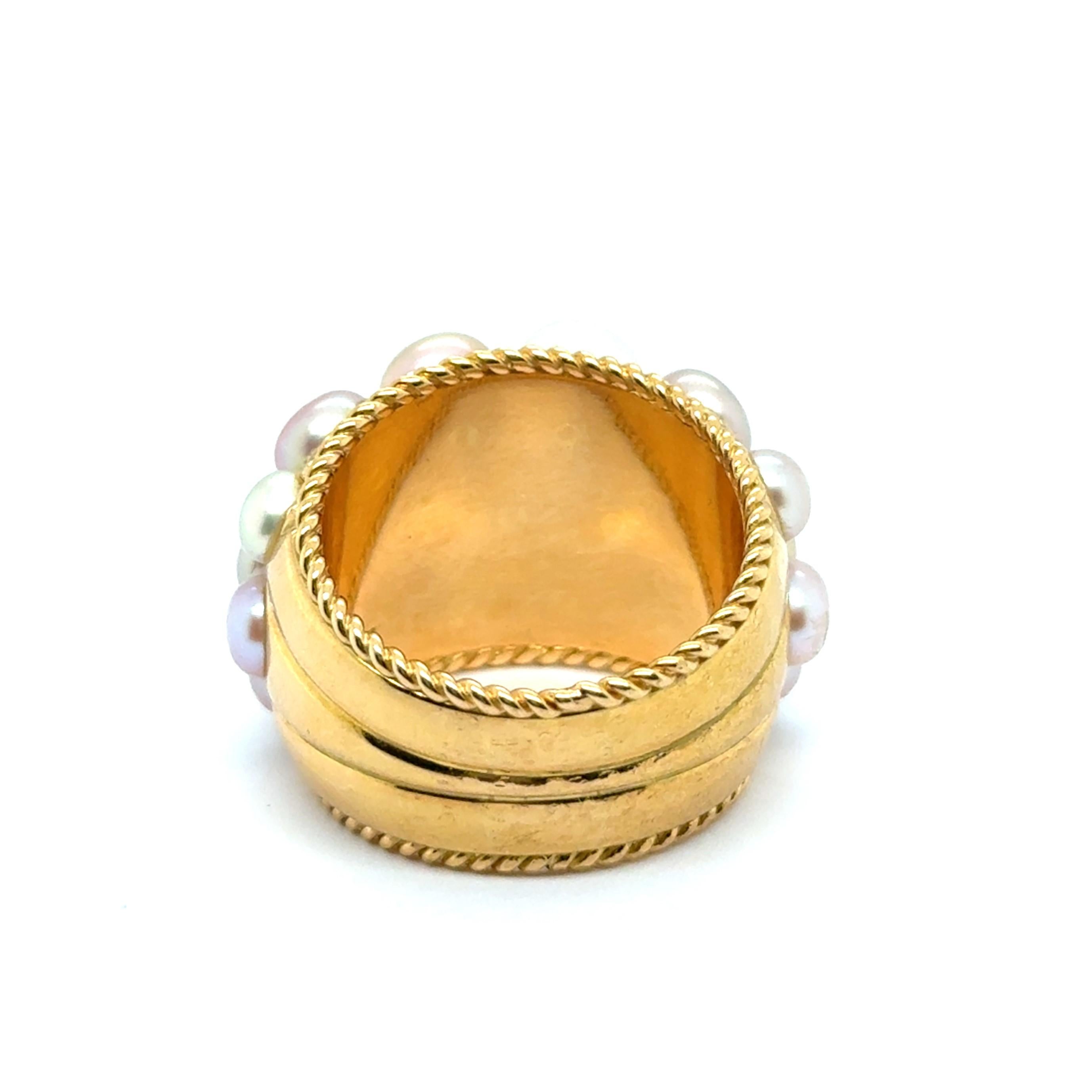 Ring with South Sea Pearls in 18 Karat Yellow Gold by Péclard For Sale 11