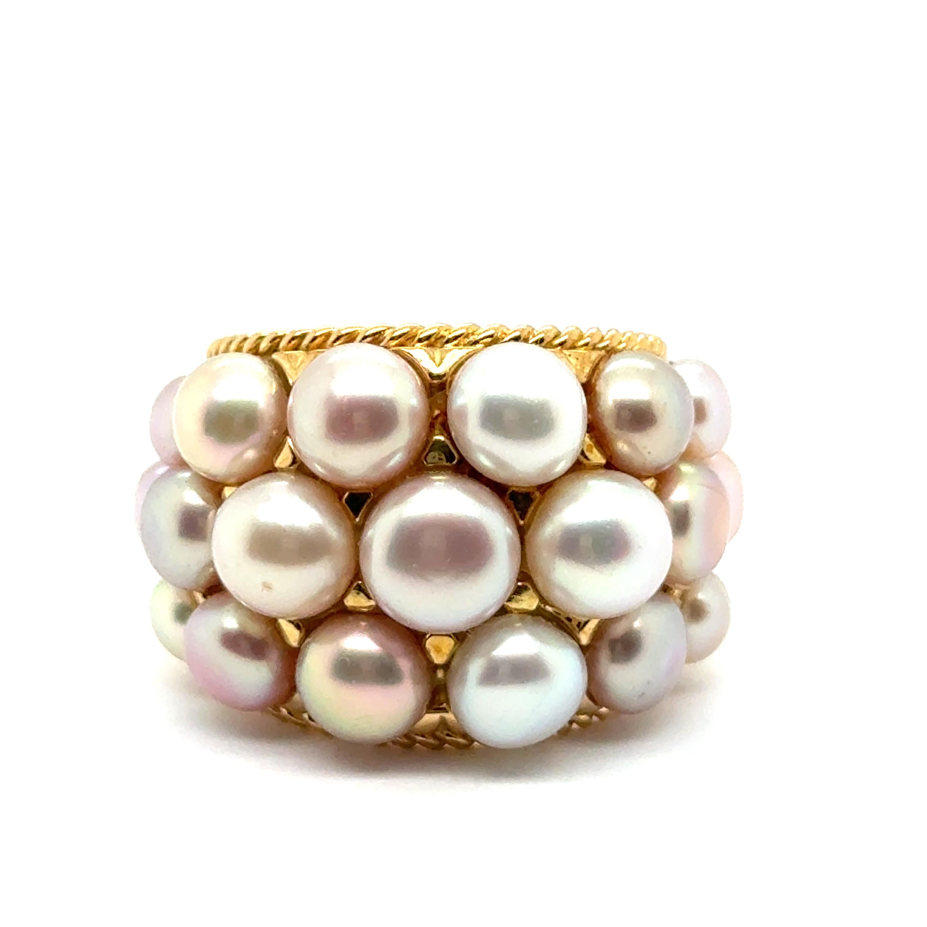 Ring with South Sea Pearls in 18 Karat Yellow Gold by Péclard For Sale 2