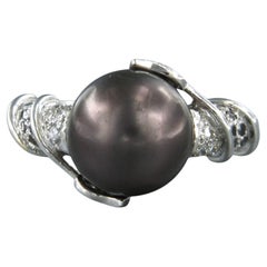 Ring mit Tahiti-Perle mit Tahiti-Perle, Tahiti-Perle und Diamanten im Brillantschliff aus 18 Karat Gold