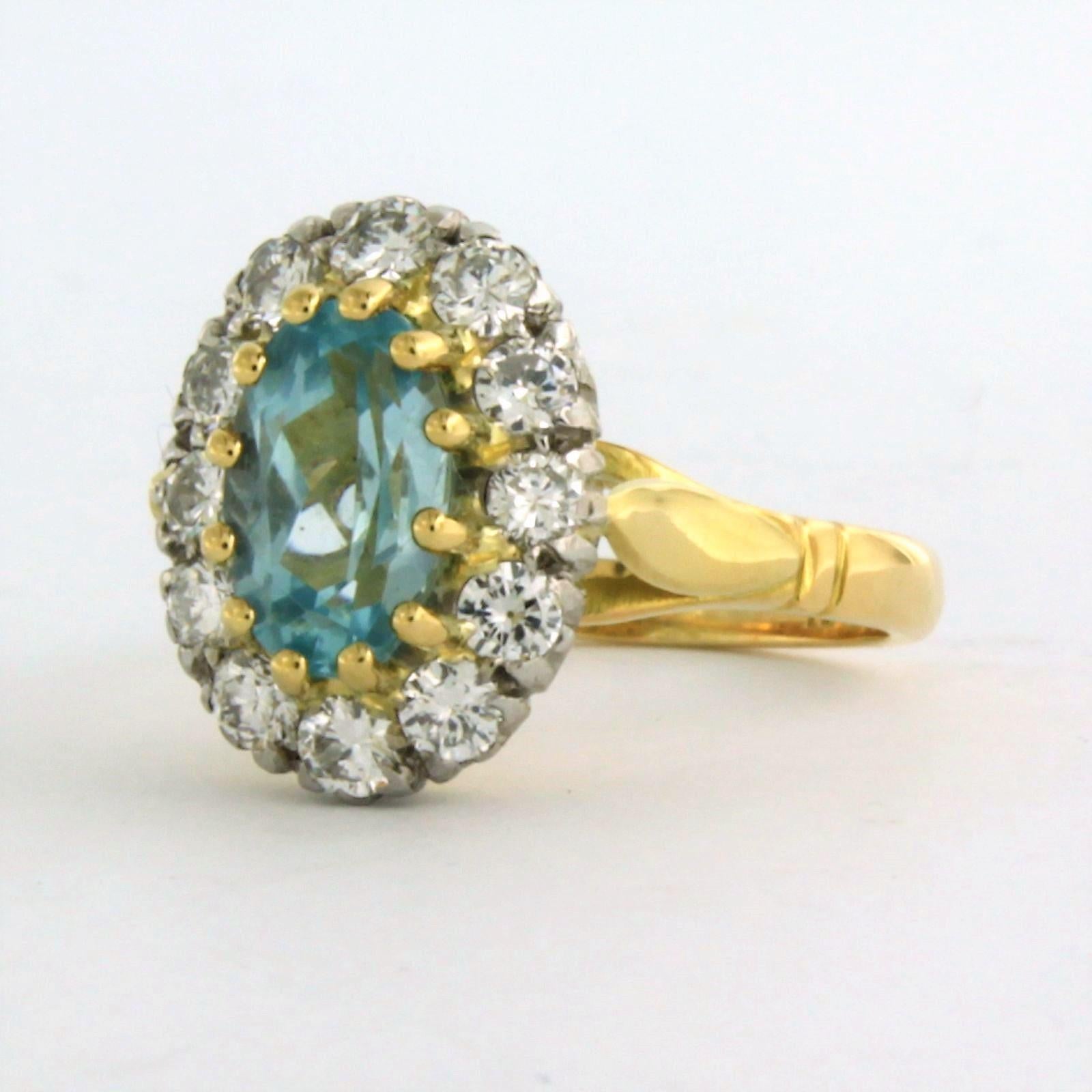 Ring with topaz and brilliant cut diamonds up to 0.60ct 18k gold 5.6 grams In Excellent Condition In The Hague, ZH