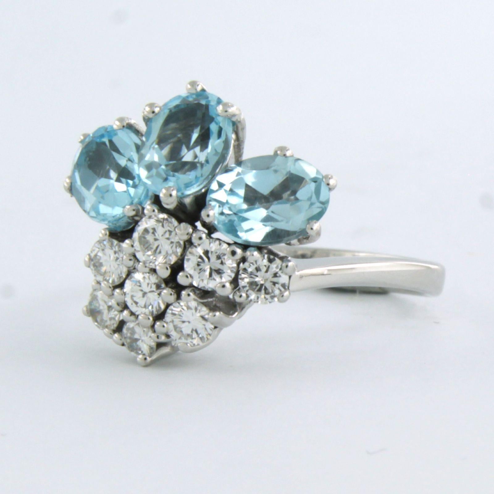 Brilliant Cut Ring with topaz and diamonds 14k white gold For Sale