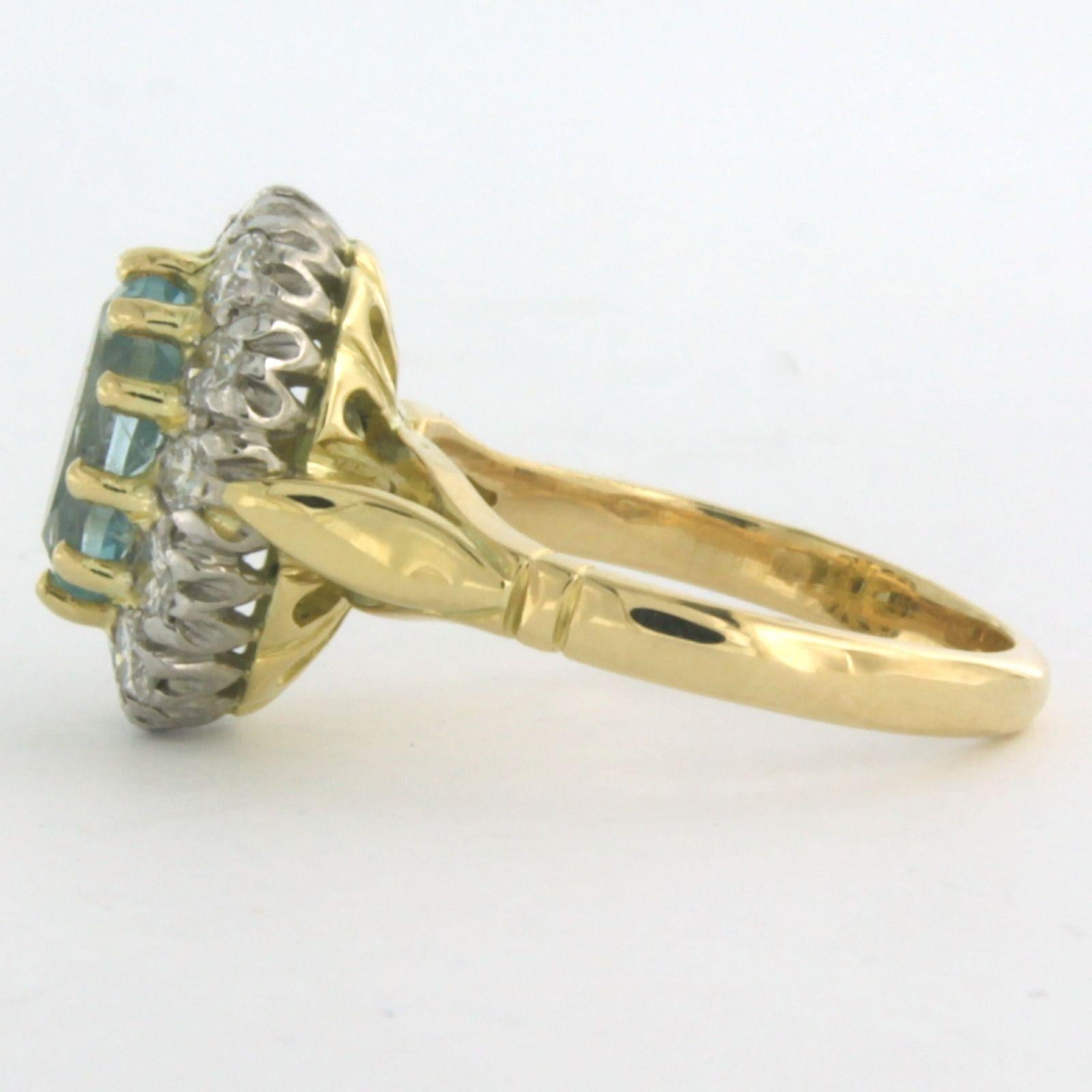 Ring with Topaz and diamonds up to 0.60ct 18k bicolour gold In Excellent Condition For Sale In The Hague, ZH
