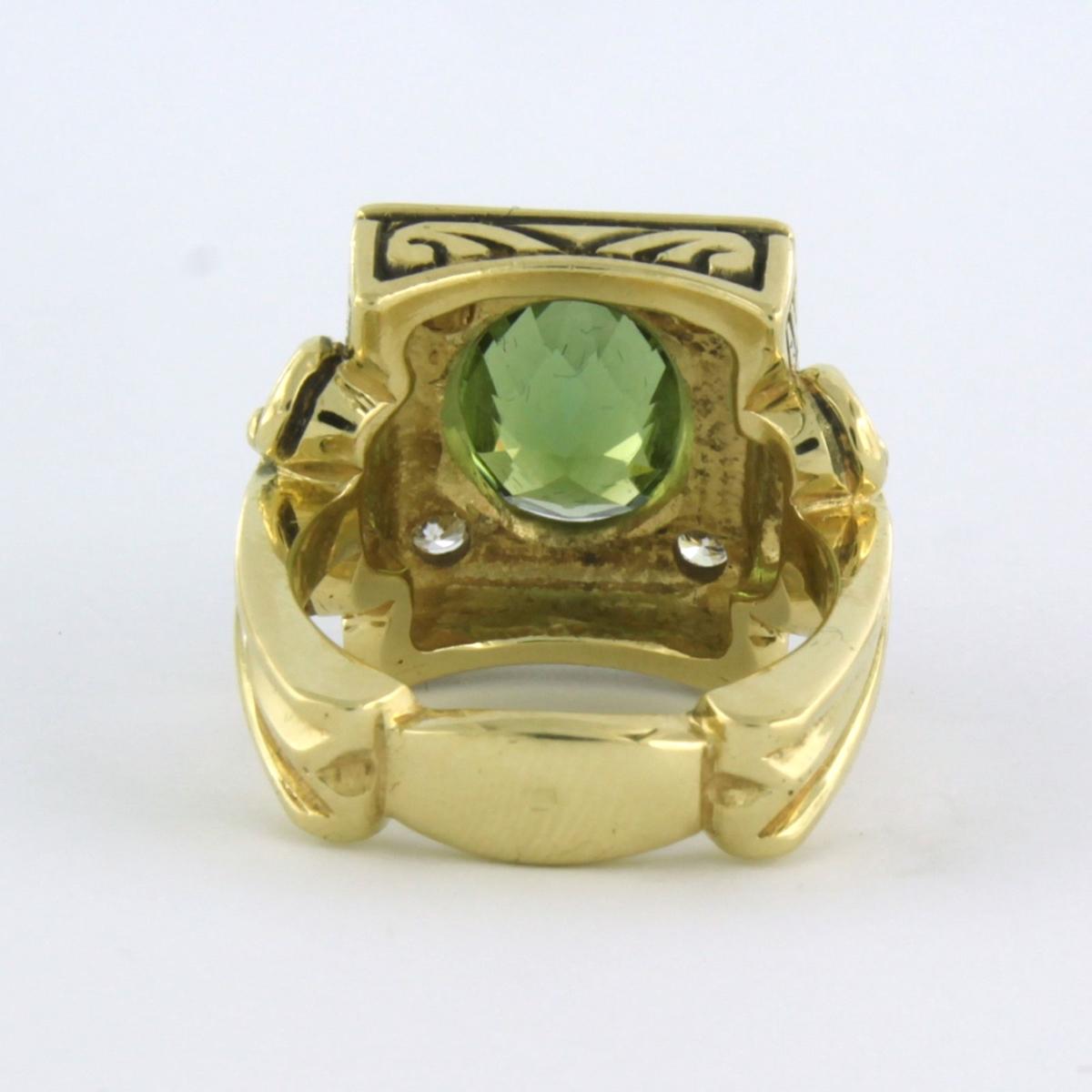 Brilliant Cut Ring with tourmaline and brilliant cut diamond up to 0.16ct 18k yellow gold For Sale