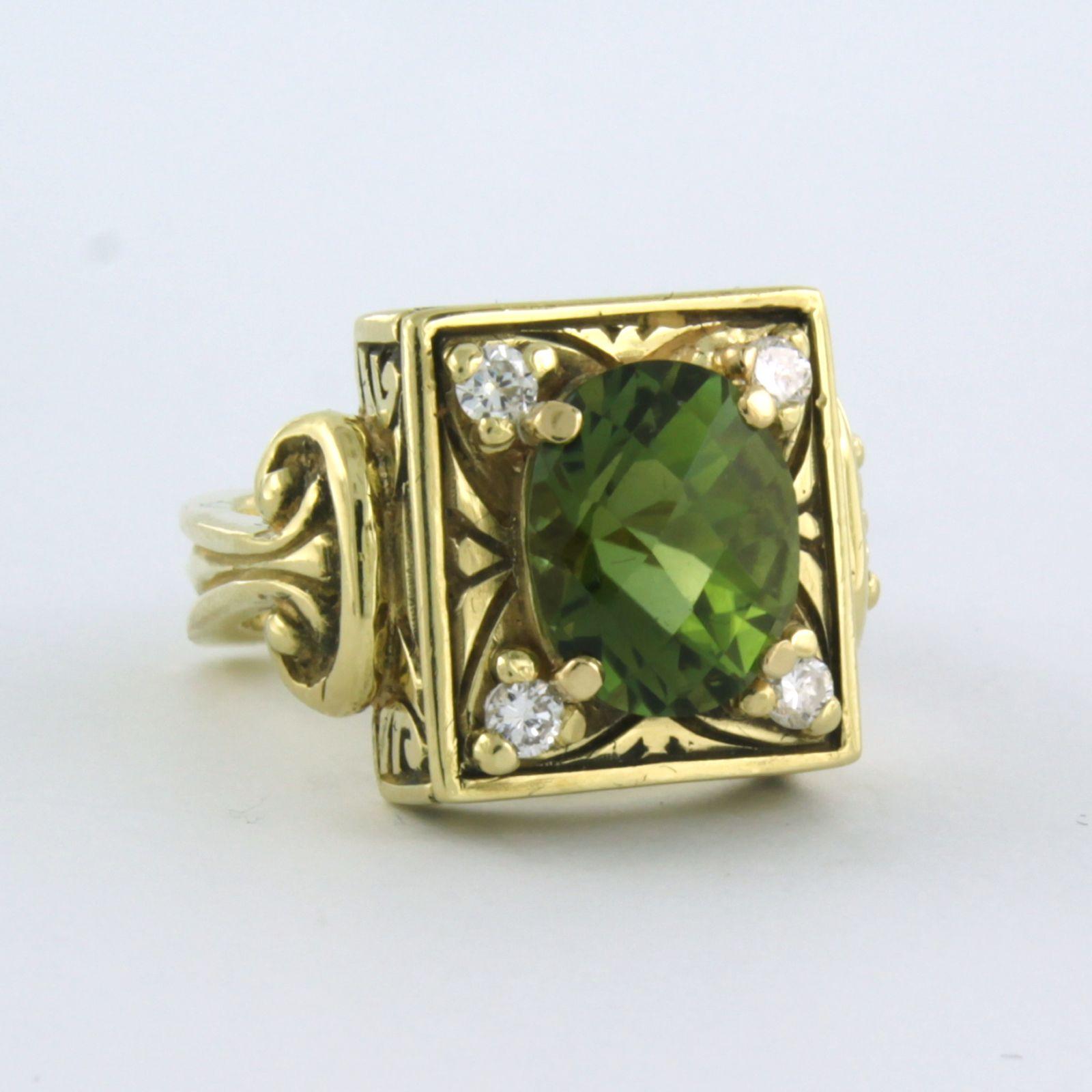 Ring with tourmaline and brilliant cut diamond up to 0.16ct 18k yellow gold In Excellent Condition For Sale In The Hague, ZH