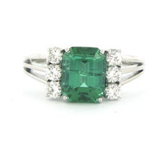 Ring with tourmaline and brilliant cut diamonds up to 0.60ct 18k gold 5.9 grams