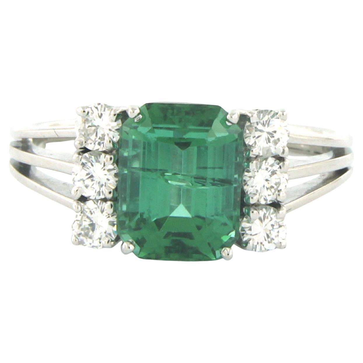 Ring with tourmaline and brilliant cut diamonds up to 0.60ct 18k gold 5.9 grams