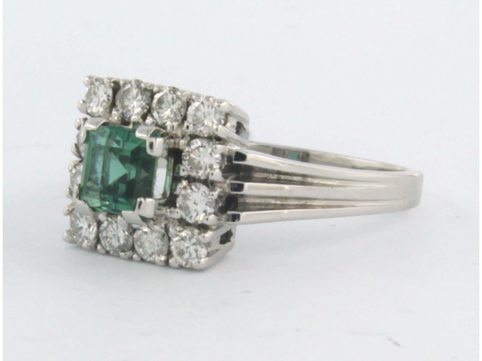Brilliant Cut Ring with tourmaline and brilliant cut diamonds up to 0.63ct 14k gold 5.0 grams For Sale
