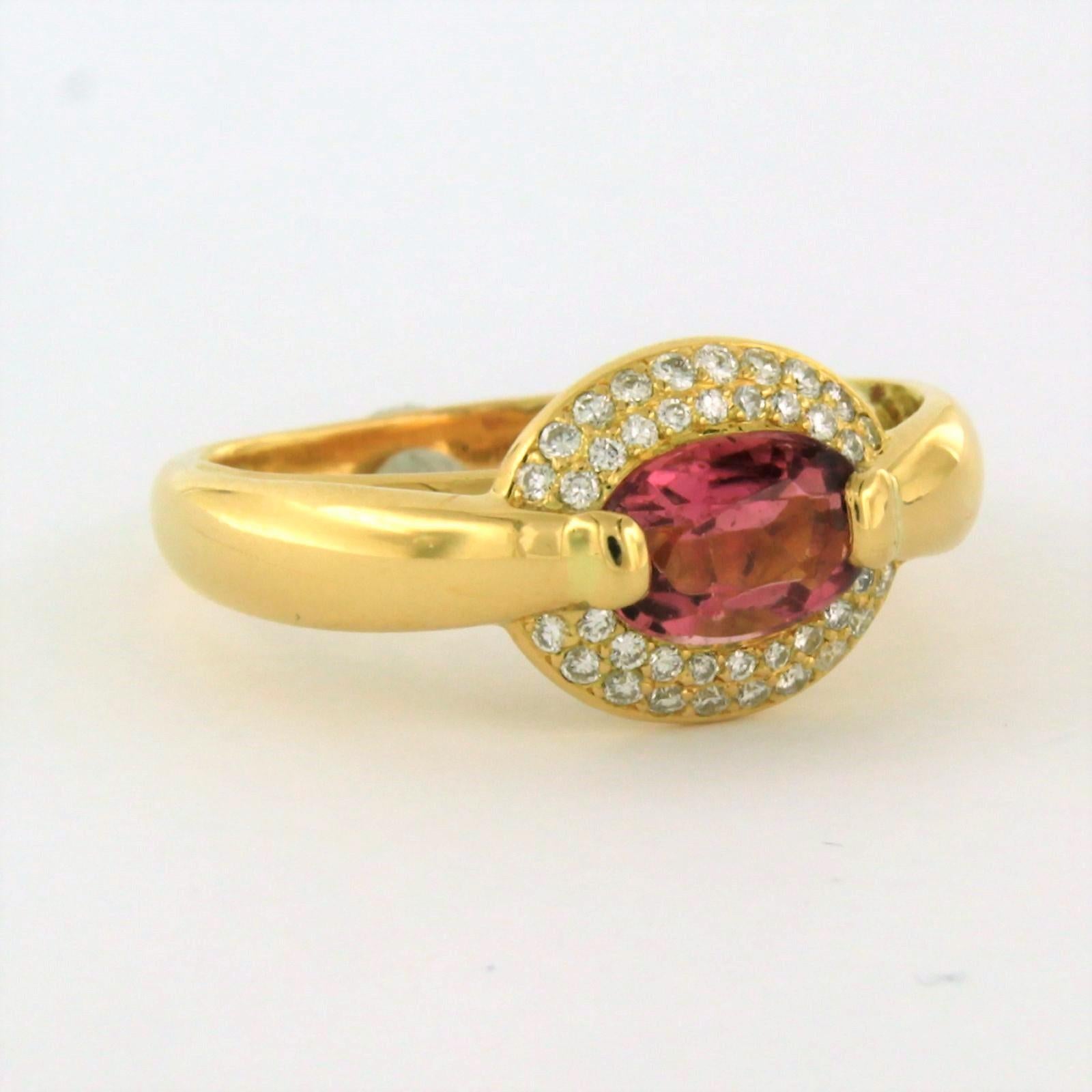 Modern Ring with Tourmaline and diamonds 18k yellow gold For Sale