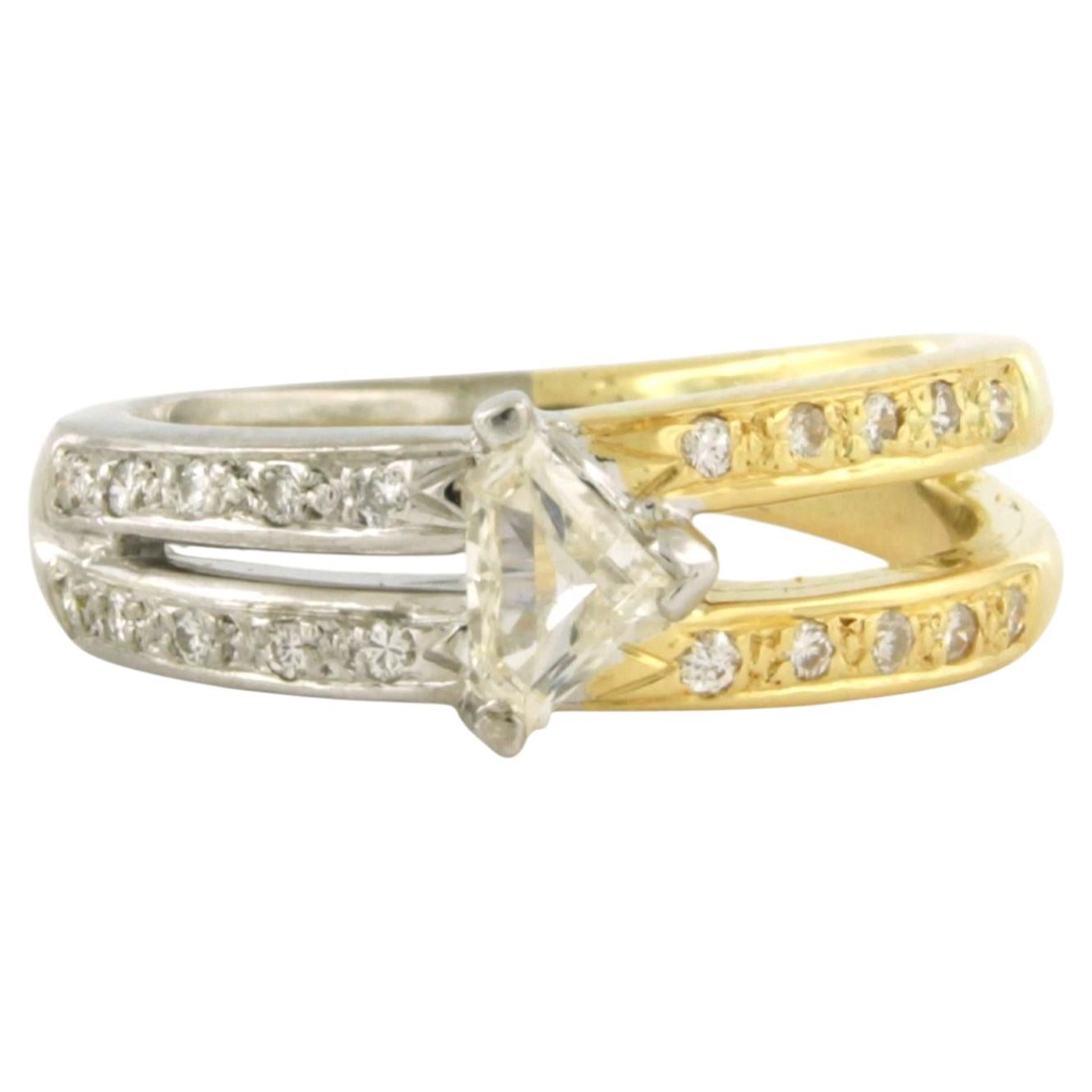 Ring with triangle and brilliant cut diamonds up to 0.50ct 18k gold 7.6 grams