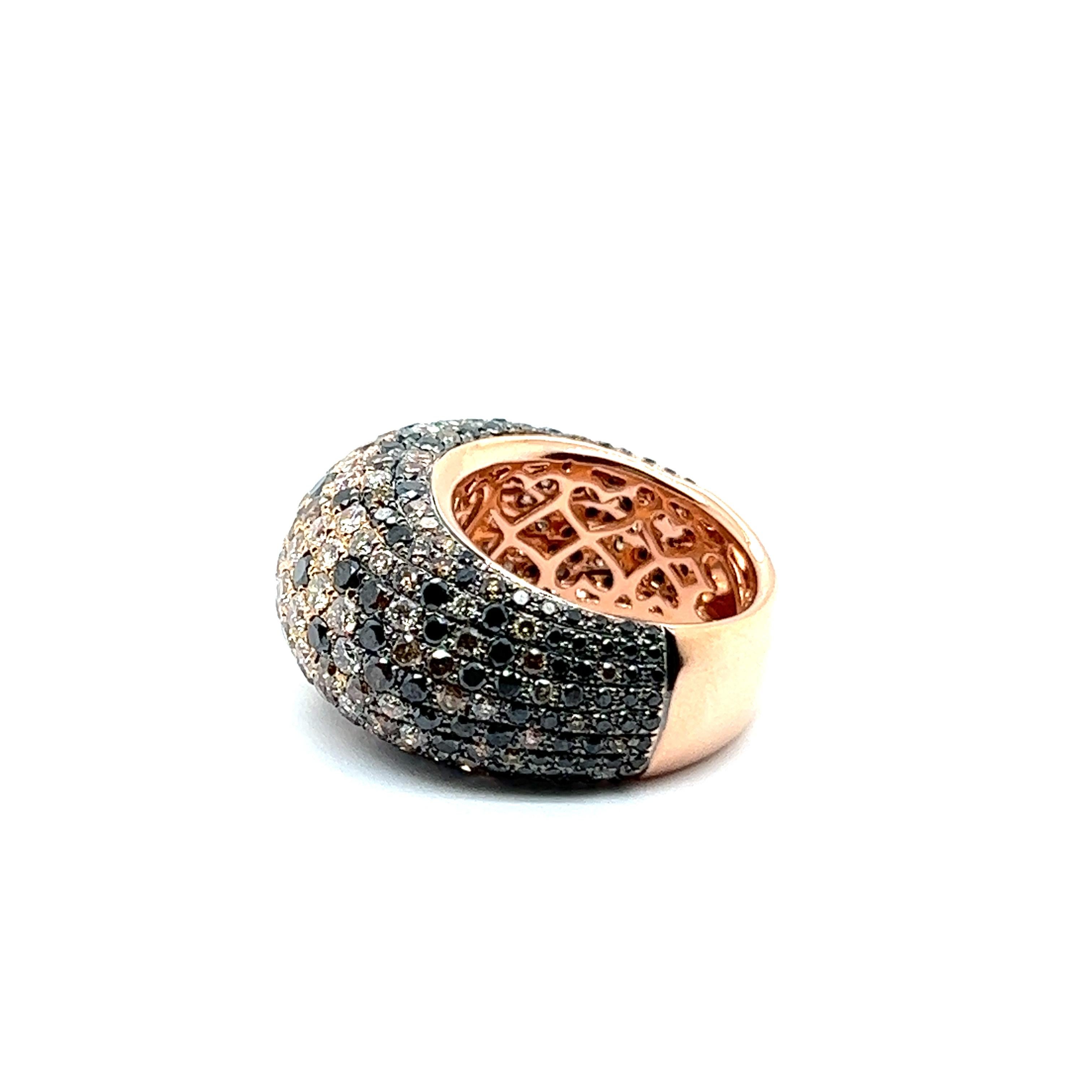 Ring with White, Black and Champange Diamonds in 18 Karat Red Gold For Sale 4
