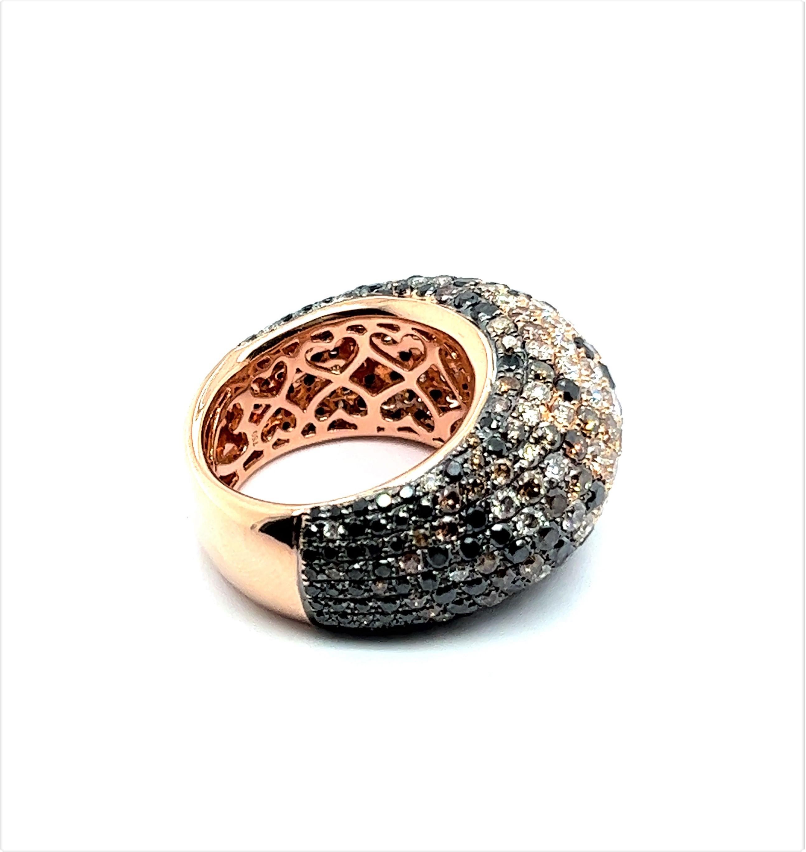 Ring with White, Black and Champange Diamonds in 18 Karat Red Gold For Sale 2