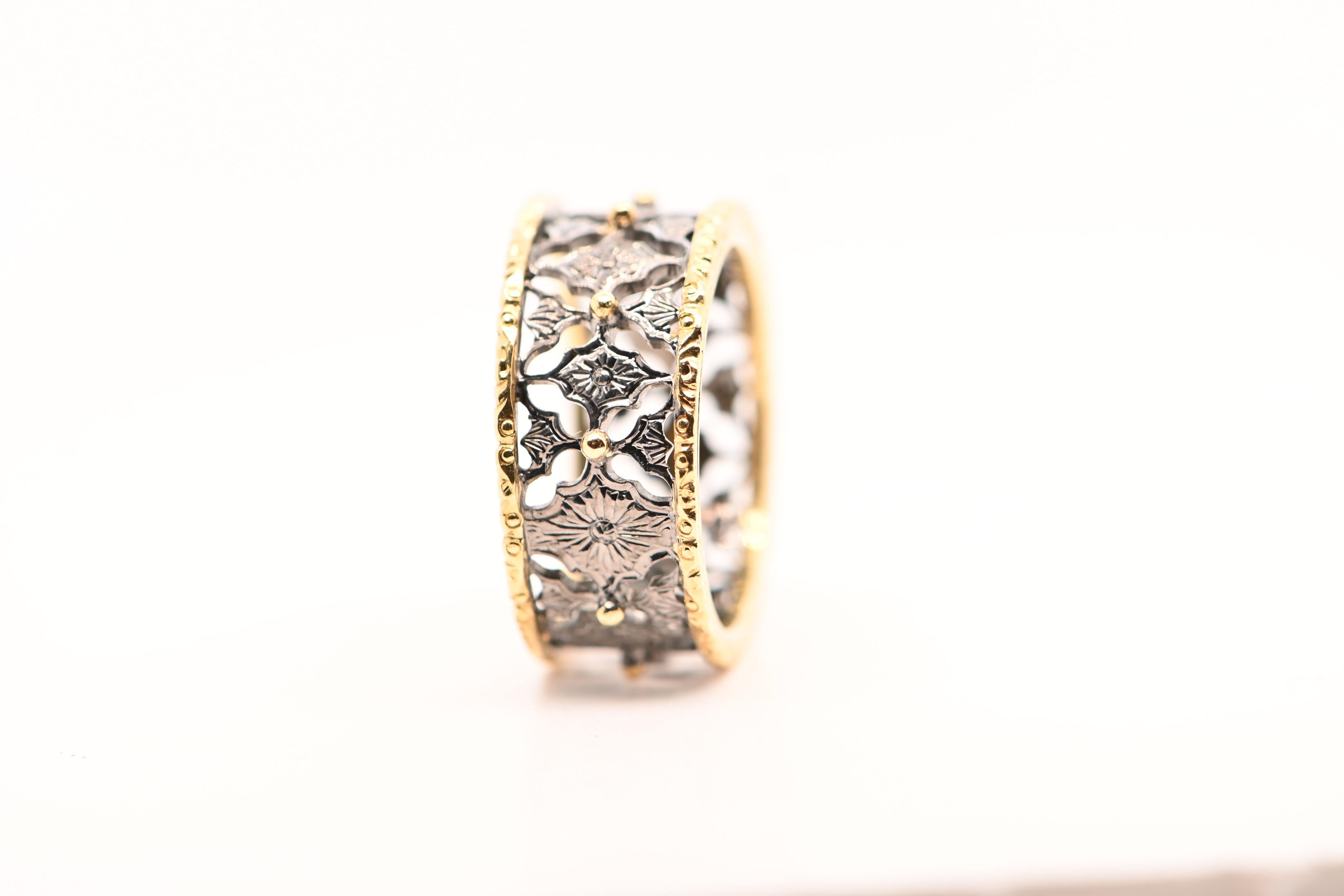 Ring Yellow and Black Gold 18 Carats Lace Details and Gold Beads For Sale 1