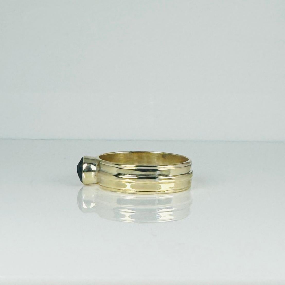 Bague en or jaune 14 carats avec quarts fumés ronds facettés en vente 2
