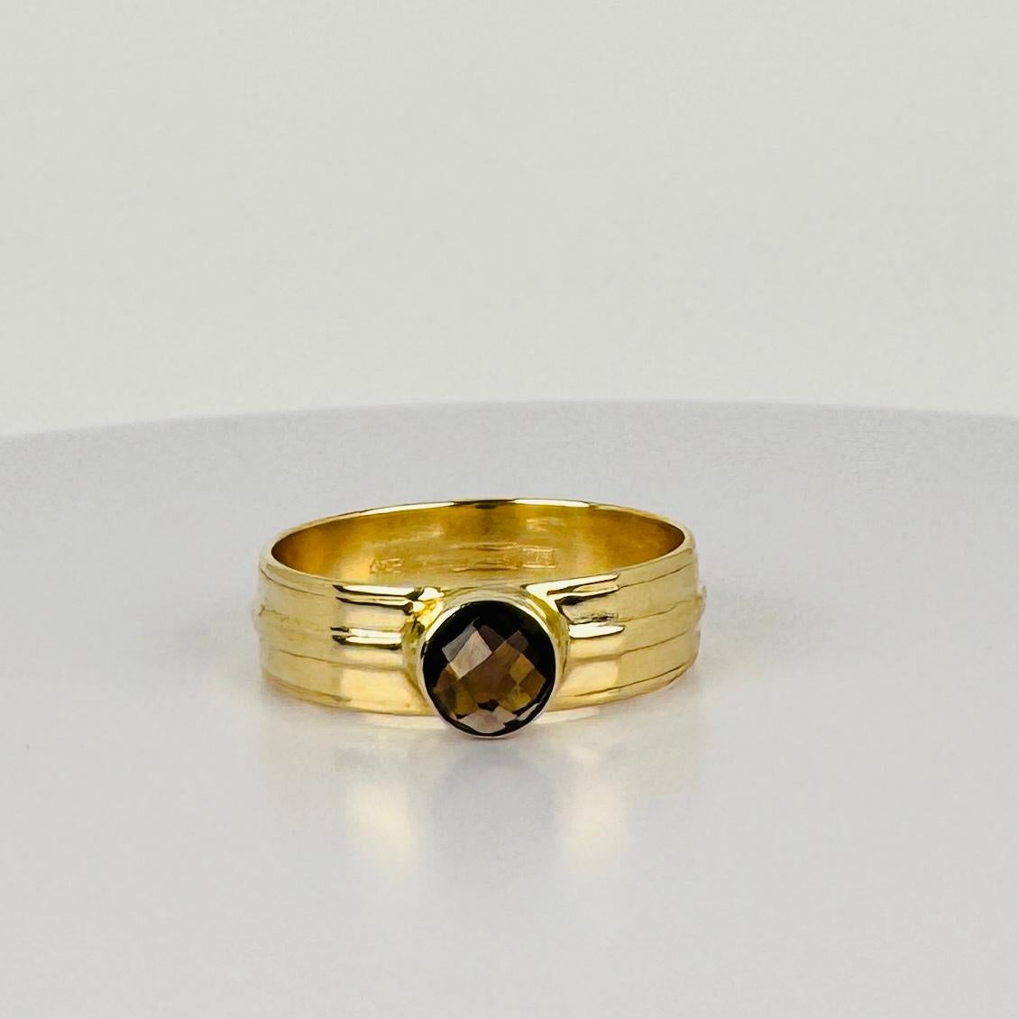 Ring Yellow Gold 14k with round facetted smokey quarts gemstone In Good Condition For Sale In Heemstede, NL