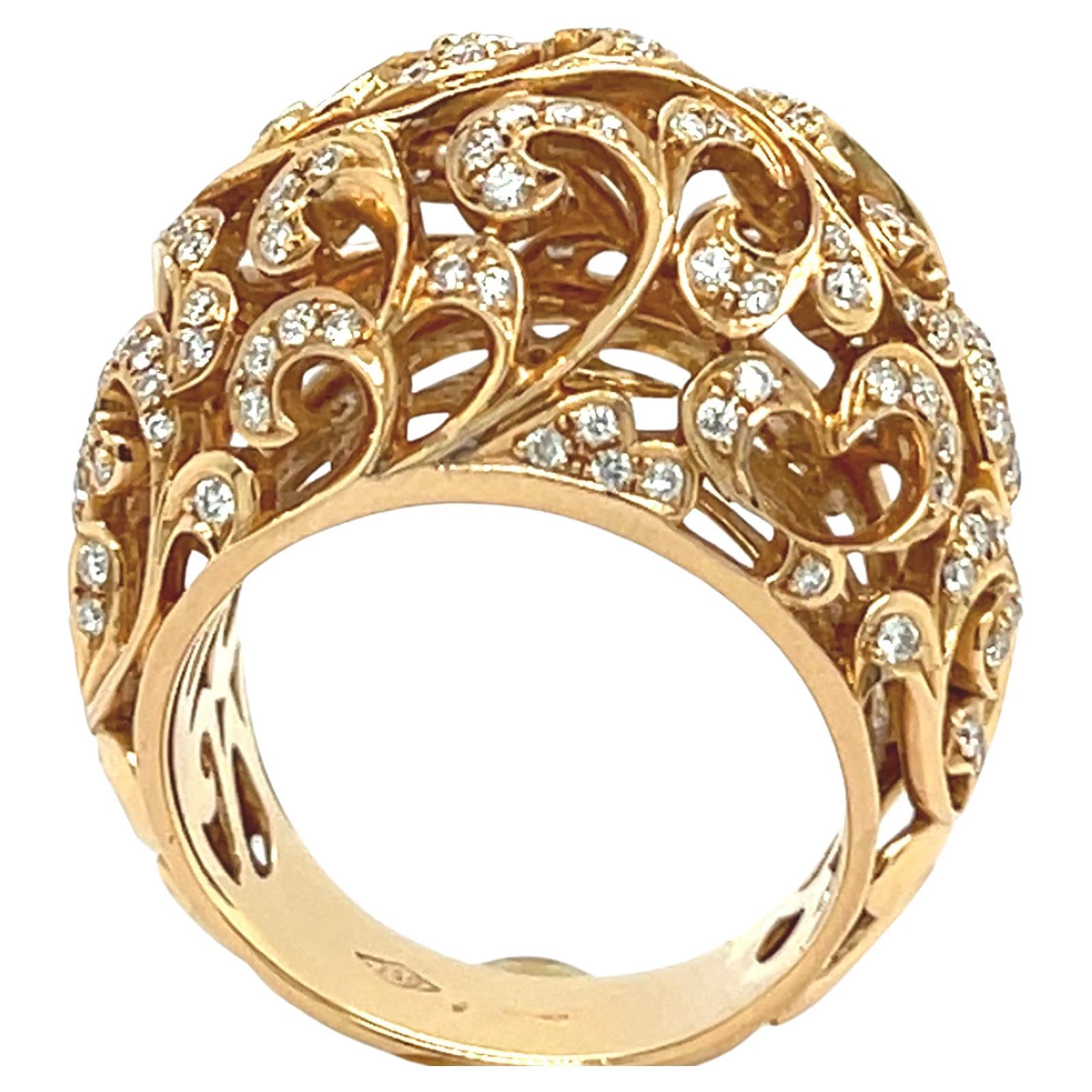 Art Deco Ring Yellow Gold 18 Carats With Lace Details Diamonds 1.02 Carats For Sale