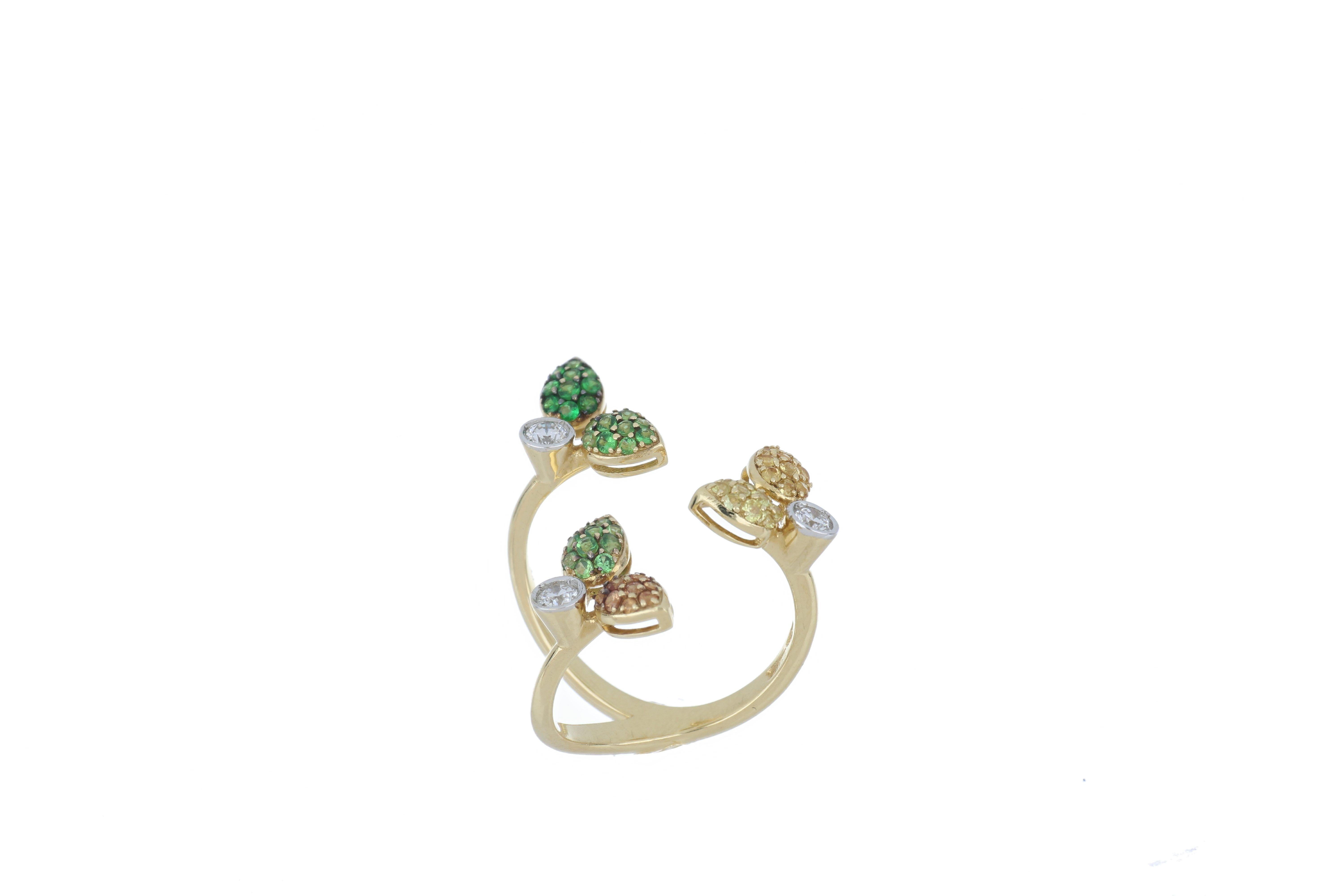 Ring Yellow Gold 18 Karat White Diamond VS Color G and Sapphires and Tsavorite For Sale 1
