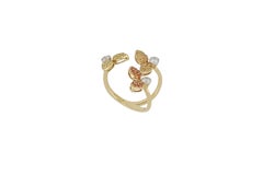 Ring Yellow Gold 18 Karat White Diamond VS color G Yellow and Orange Sapphires