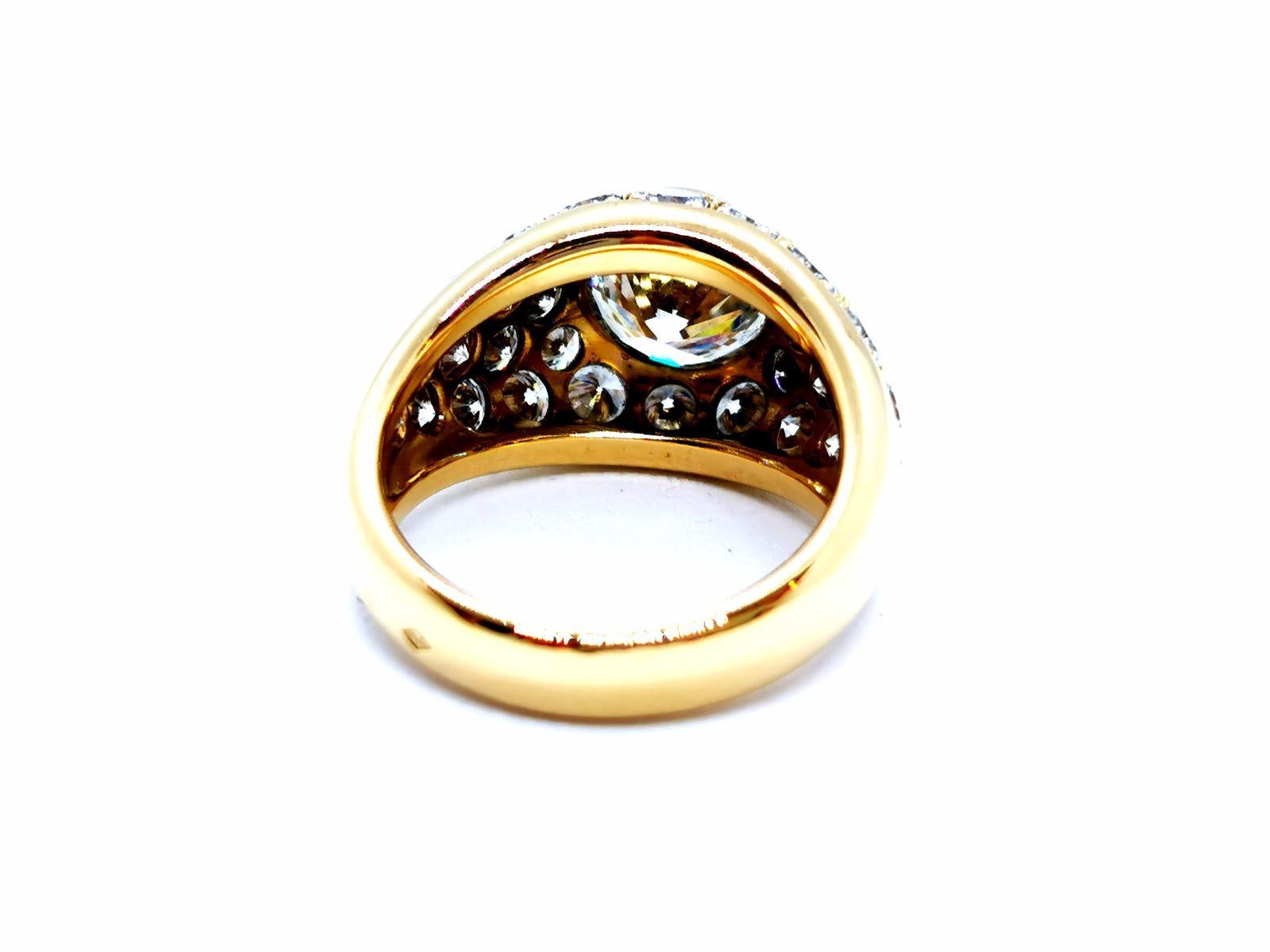 Gelbgold-Ring mit Diamanten im Angebot 3