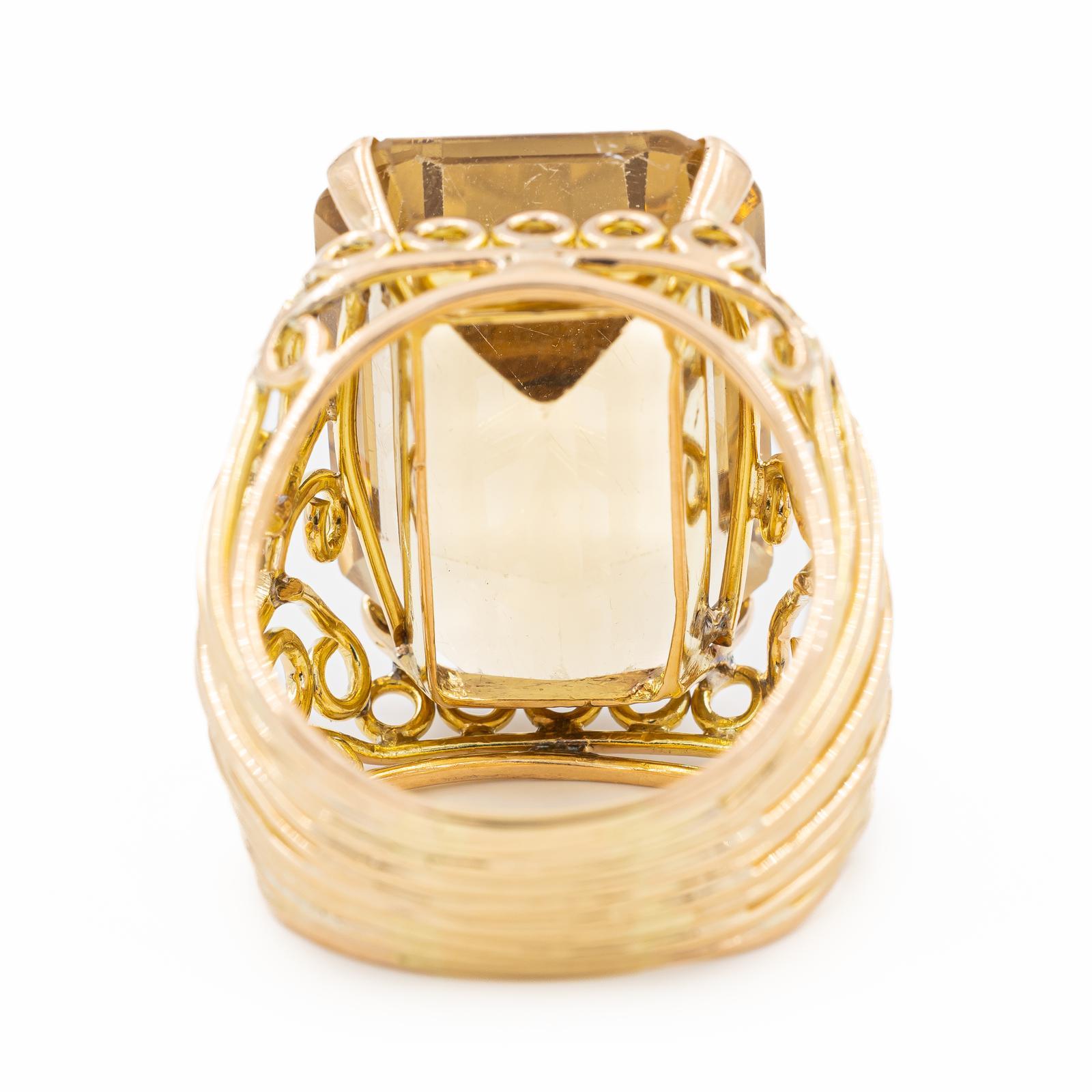 Ring Yellow Gold For Sale 2