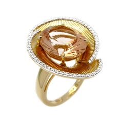 Ring Yellow Gold Morganite 7.00 Carat and Diamonds